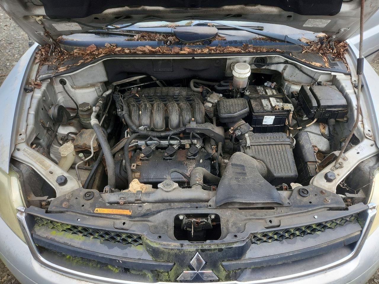 2006 Mitsubishi Endeavor Ls Silver vin: 4A4MN21S06E073047