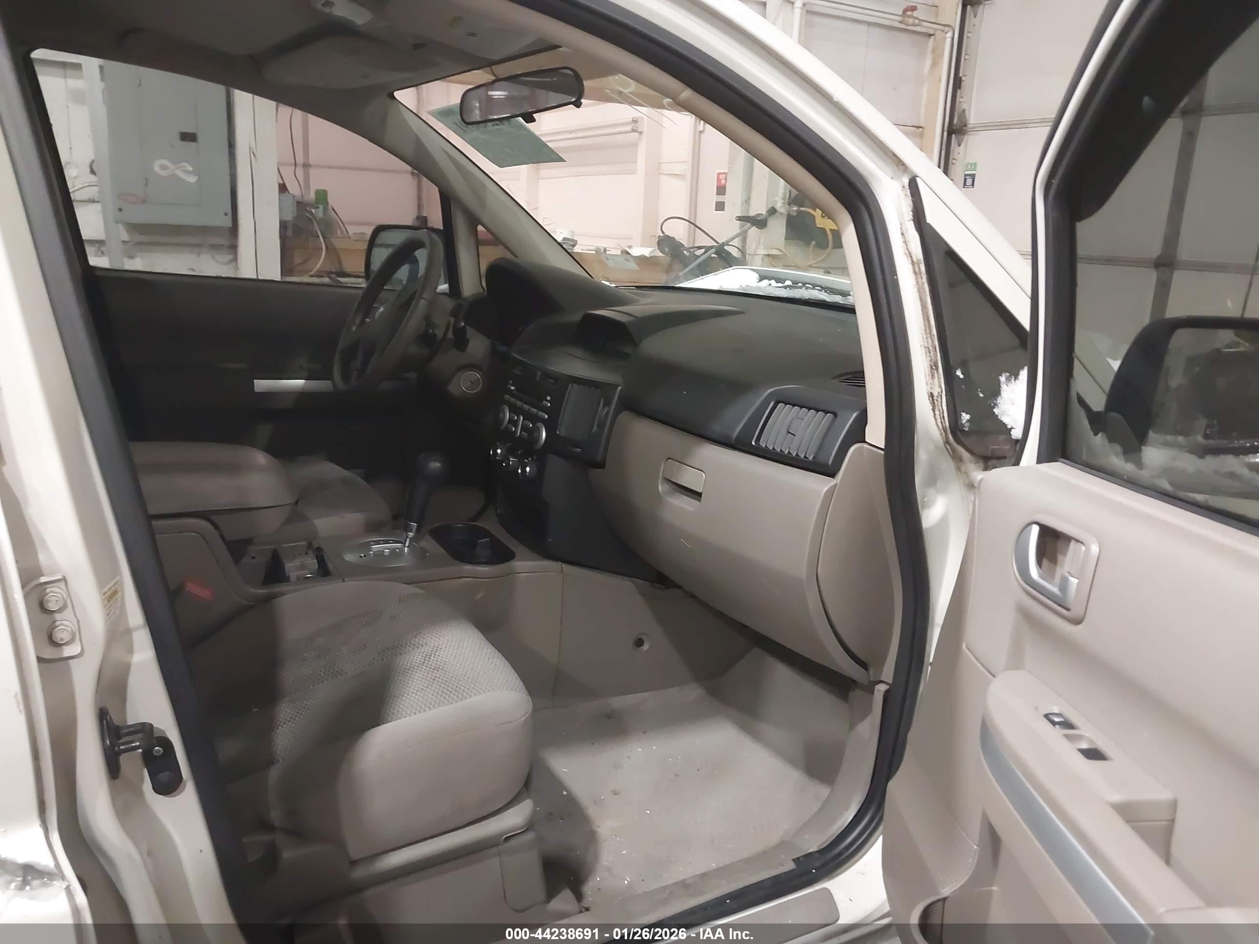 2007 Mitsubishi Endeavor Ls White vin: 4A4MN21S17E072832