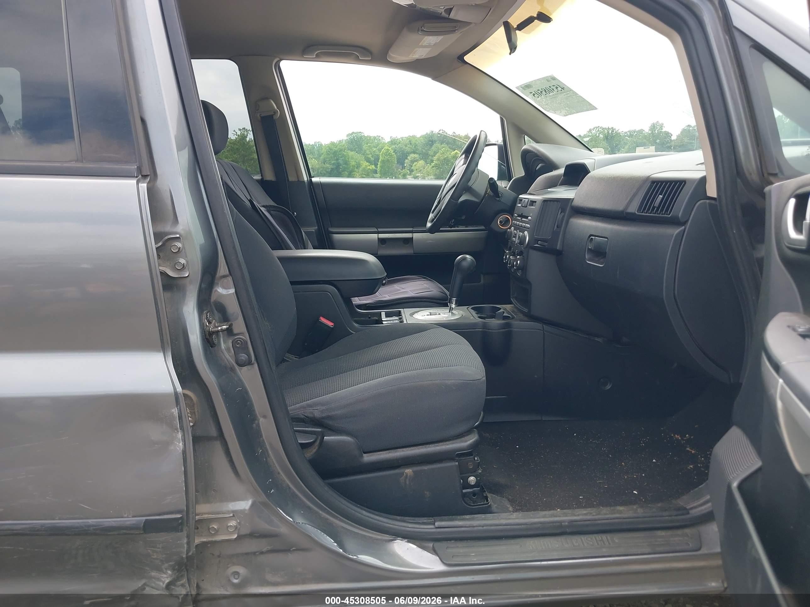 2006 Mitsubishi Endeavor Ls Gray vin: 4A4MN21S26E041278