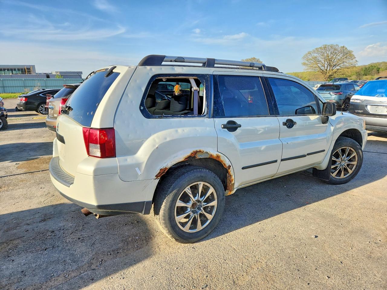 2006 Mitsubishi Endeavor Ls Белый vin: 4A4MN21S46E042562