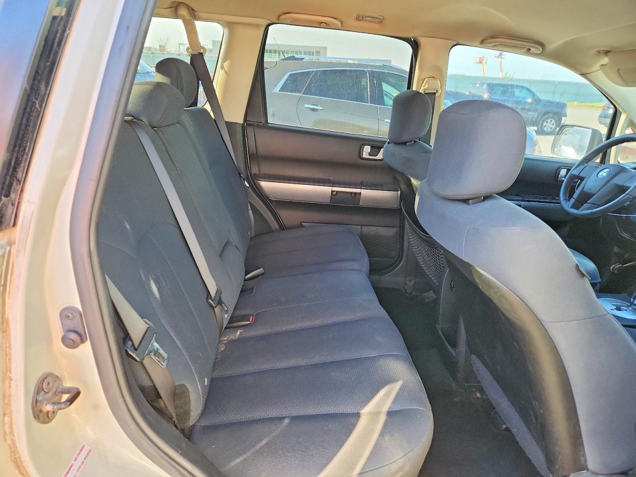 2006 Mitsubishi Endeavor Ls Белый vin: 4A4MN21S46E042562