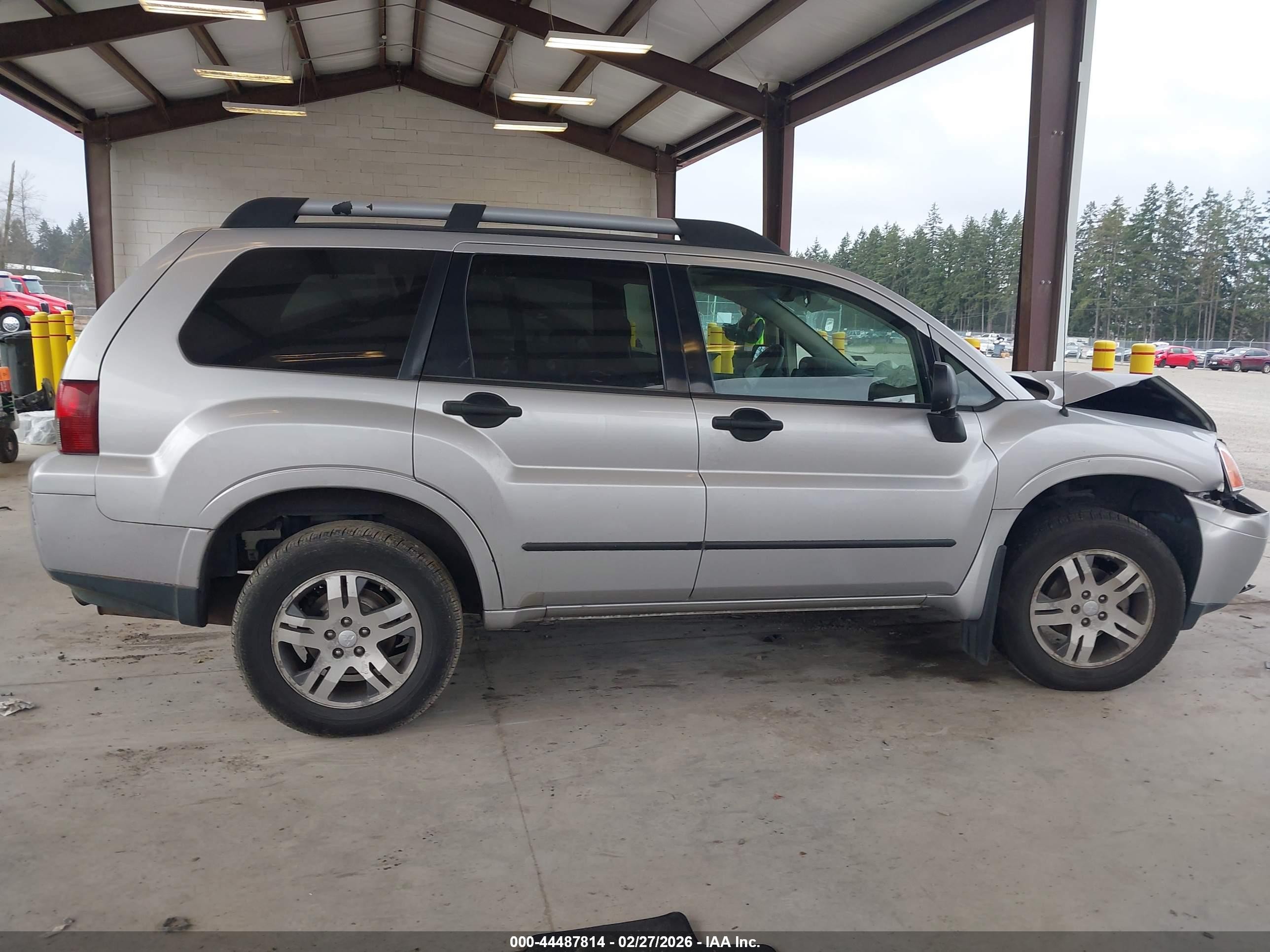 2006 Mitsubishi Endeavor Ls Silver vin: 4A4MN21S56E072993
