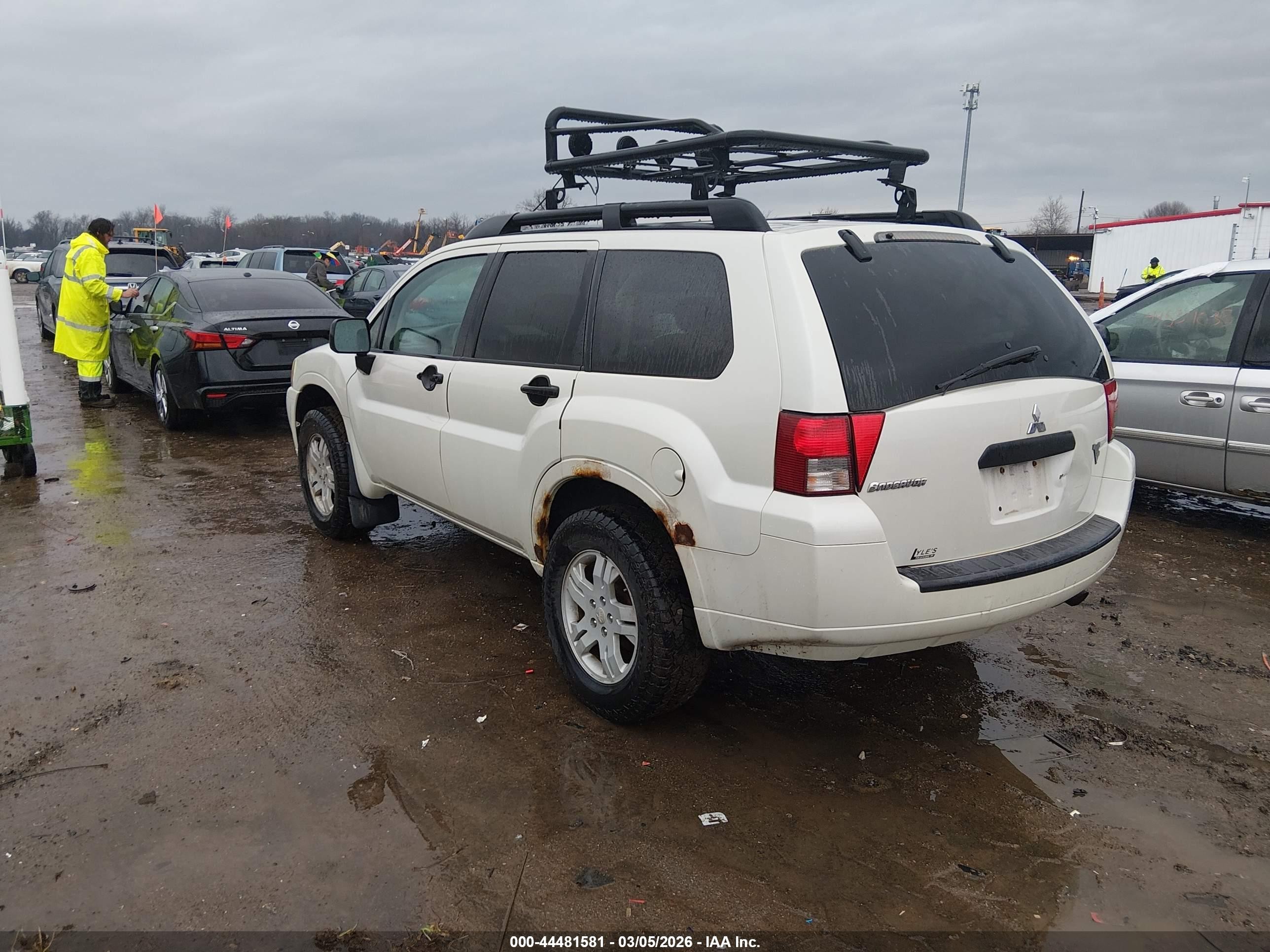 2007 Mitsubishi Endeavor Ls Белый vin: 4A4MN21S57E035640