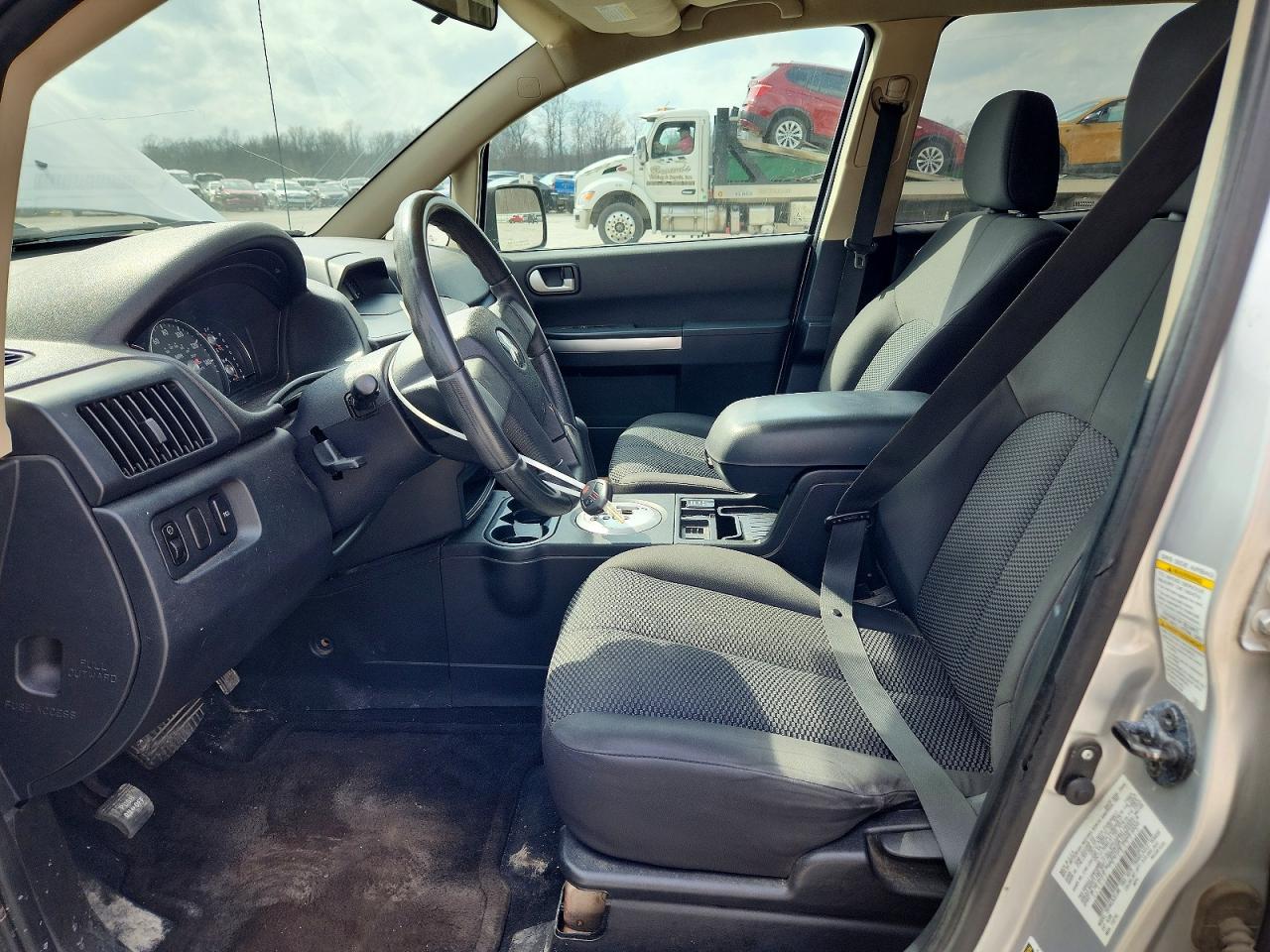 2007 Mitsubishi Endeavor Ls Серебряный vin: 4A4MN21S57E049926
