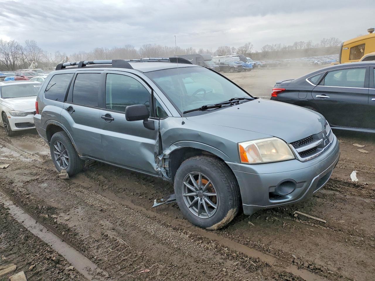 2008 Mitsubishi Endeavor Ls Gray vin: 4A4MN21S68E025667