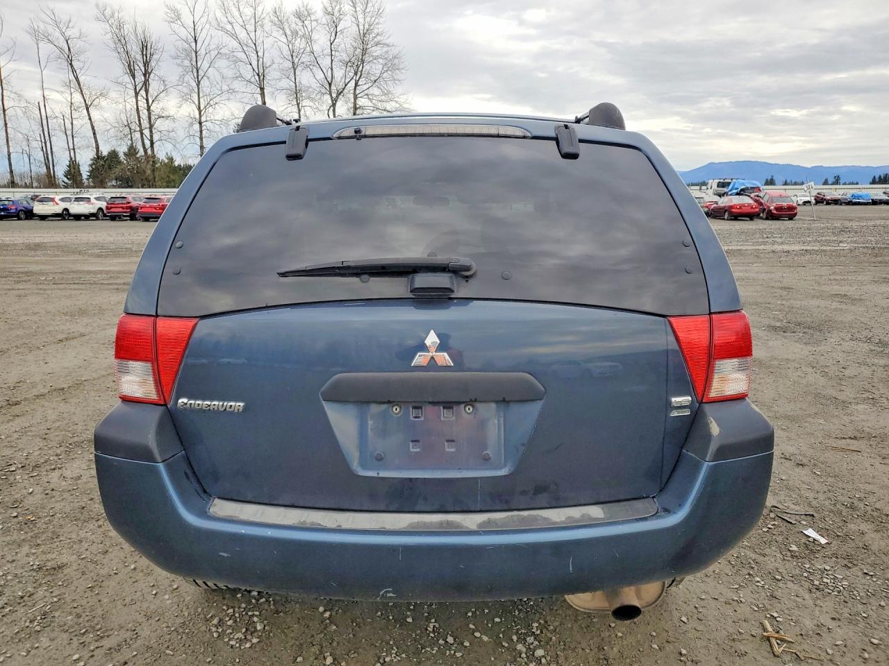 2004 Mitsubishi Endeavor Ls Blue vin: 4A4MN21S74E004529