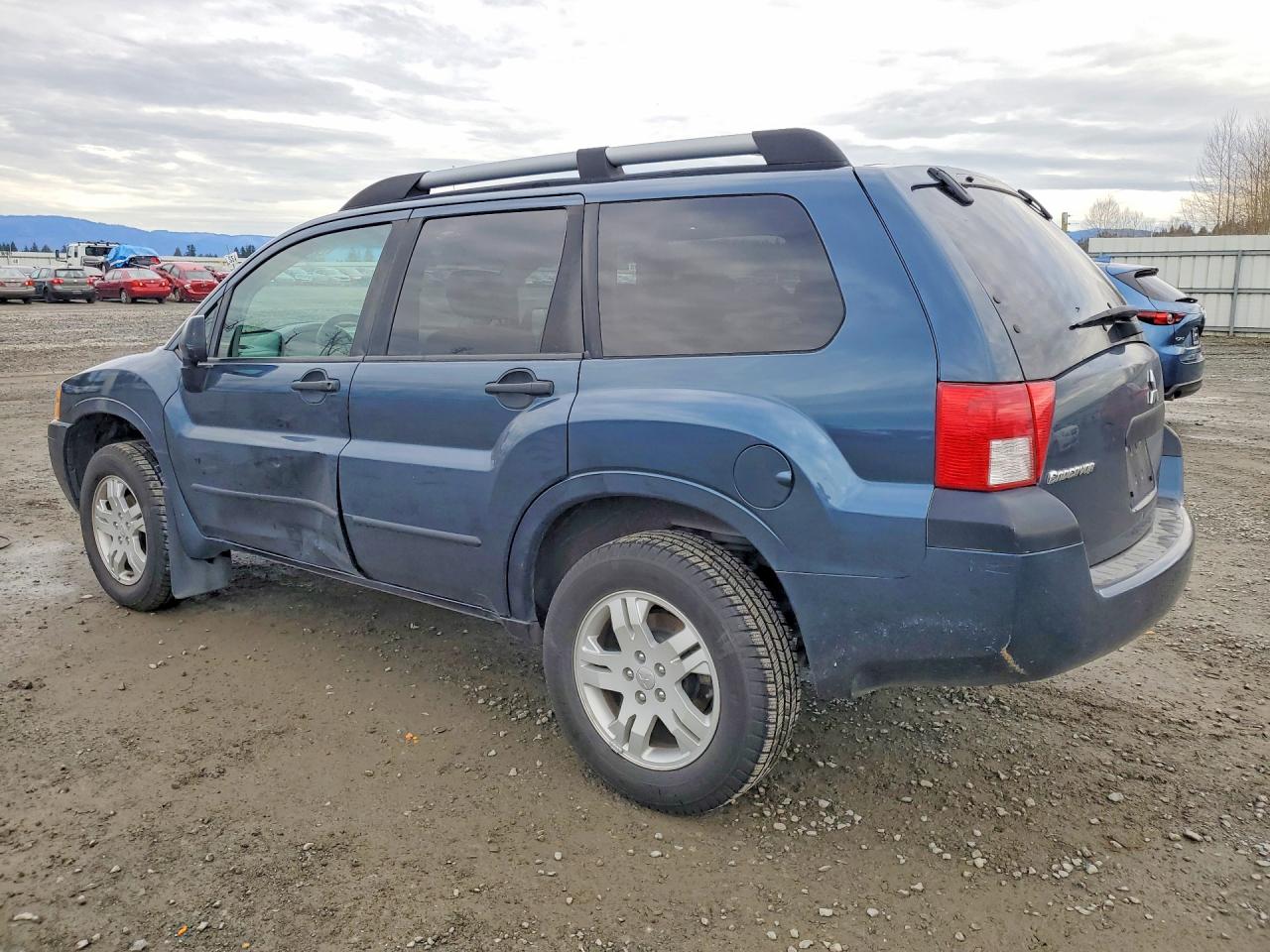 2004 Mitsubishi Endeavor Ls Blue vin: 4A4MN21S74E004529