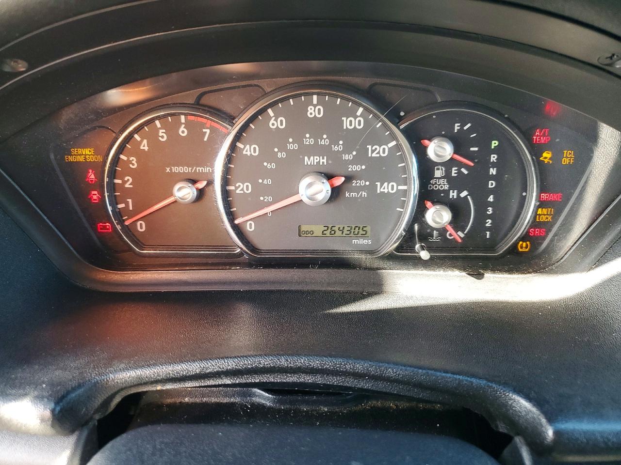 2007 Mitsubishi Endeavor Ls Silver vin: 4A4MN21S97E076109
