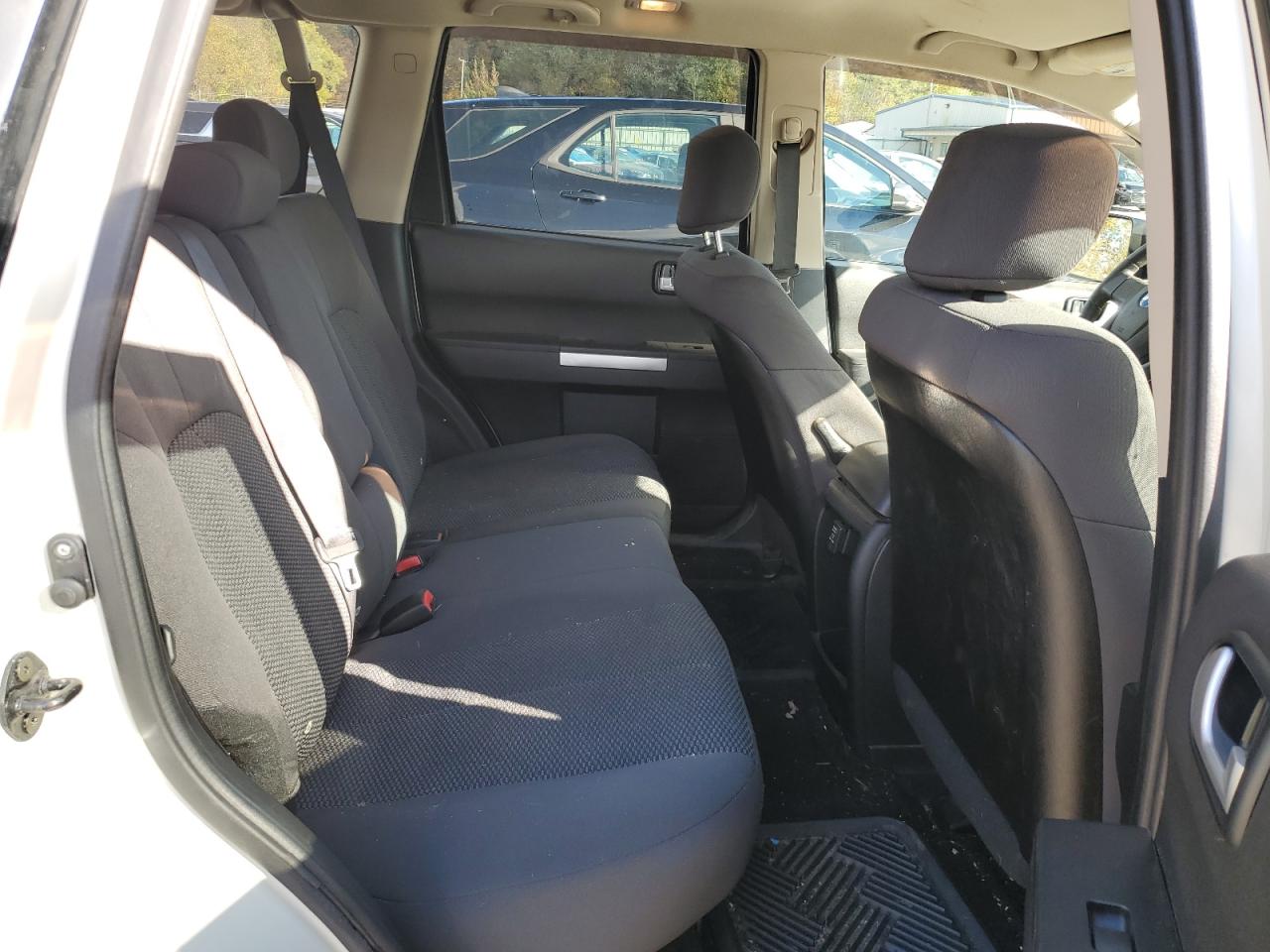 2007 Mitsubishi Endeavor Ls White vin: 4A4MN21SX7E048481