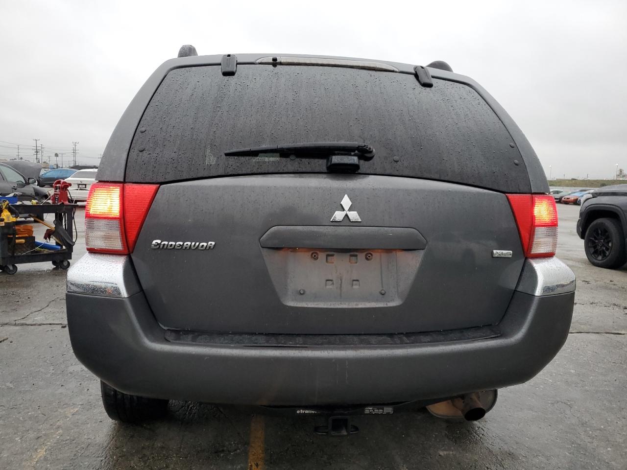 2004 Mitsubishi Endeavor Xls Gray vin: 4A4MN31S14E077384