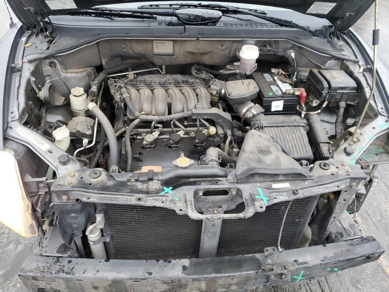 2004 Mitsubishi Endeavor Xls Gray vin: 4A4MN31S14E077384