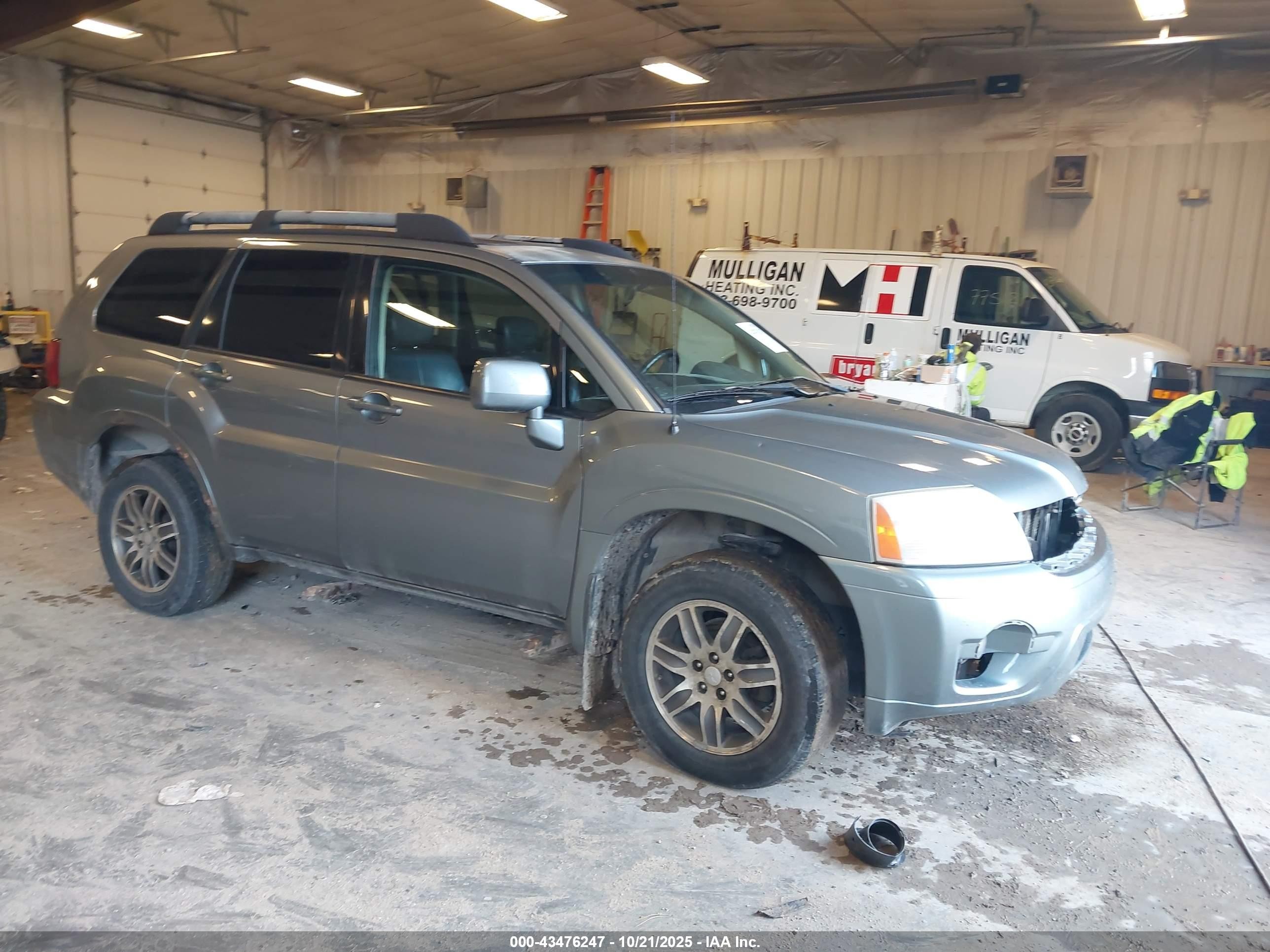 2007 Mitsubishi Endeavor Se Blue vin: 4A4MN31S57E074301