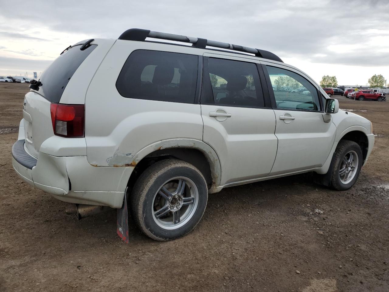 2007 Mitsubishi Endeavor Se White vin: 4A4MN31S57E604752