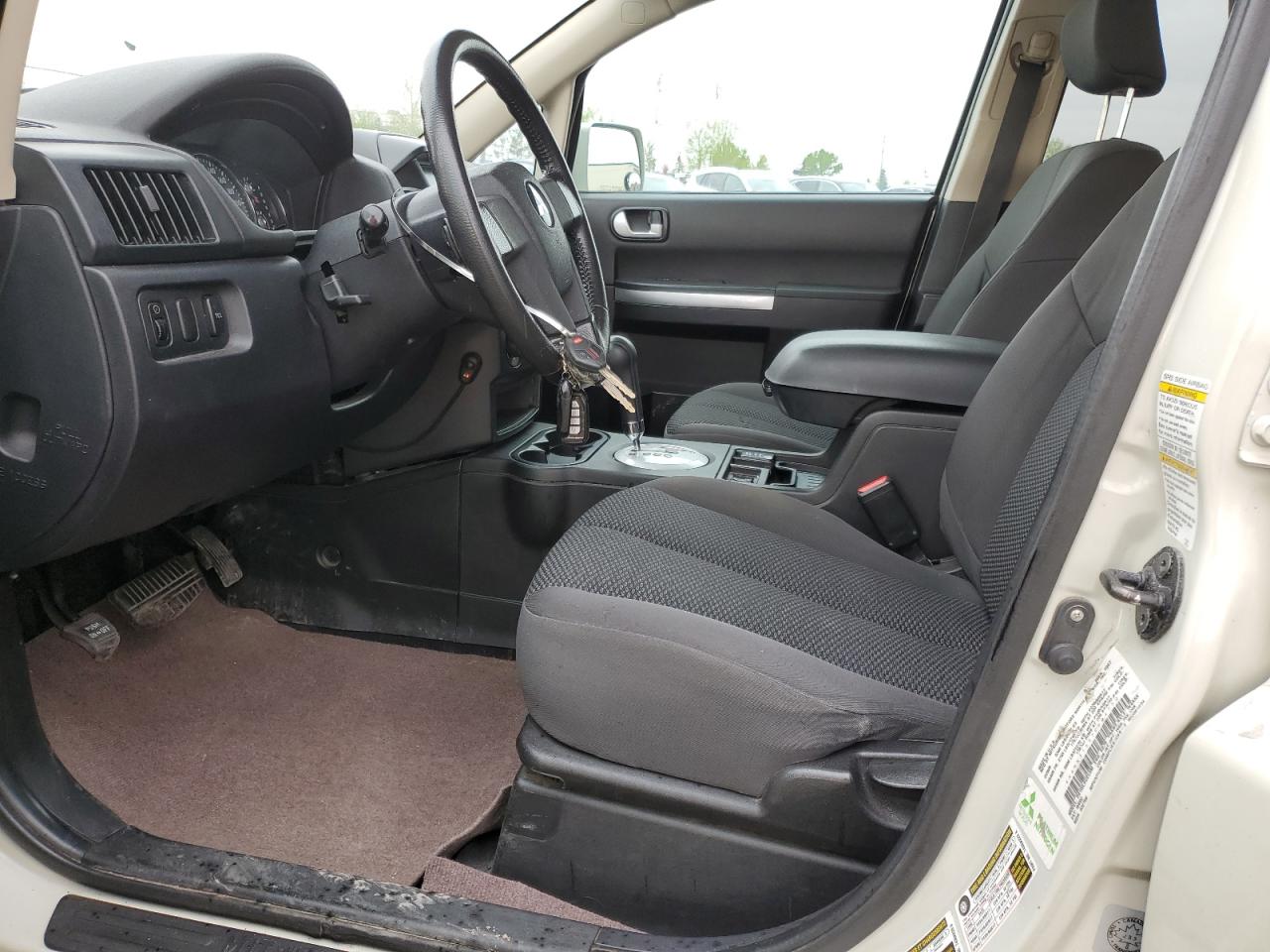 2007 Mitsubishi Endeavor Se White vin: 4A4MN31S57E604752