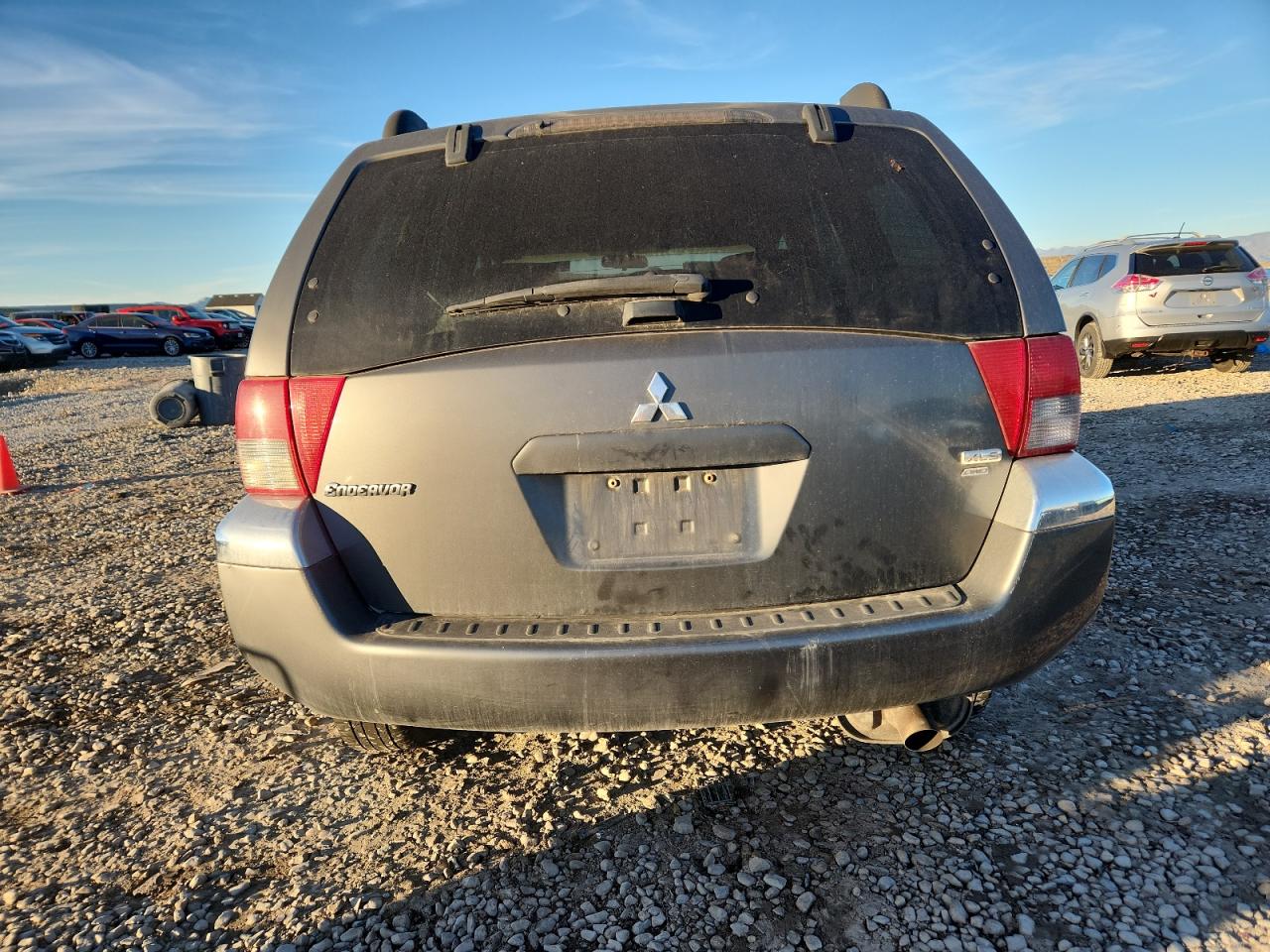 2004 Mitsubishi Endeavor Xls Gray vin: 4A4MN31S74E037780