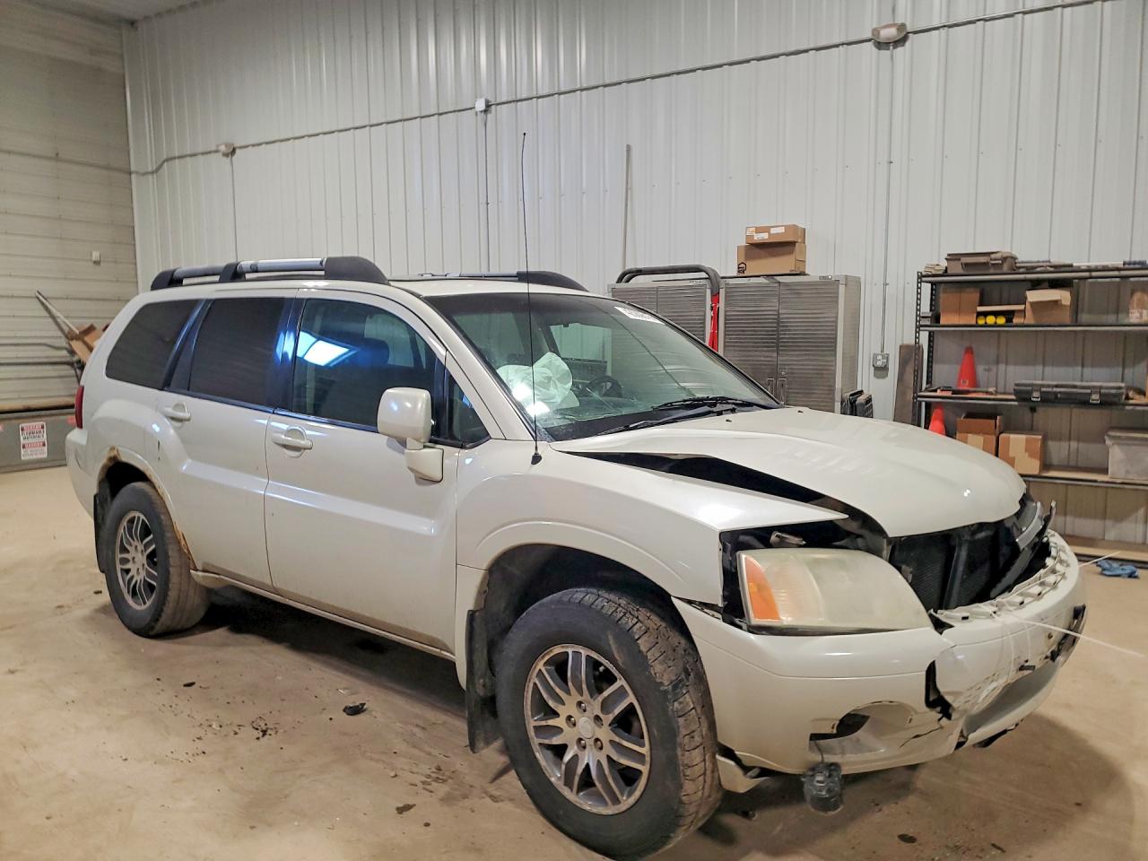 2007 Mitsubishi Endeavor Se White vin: 4A4MN31S77E062103