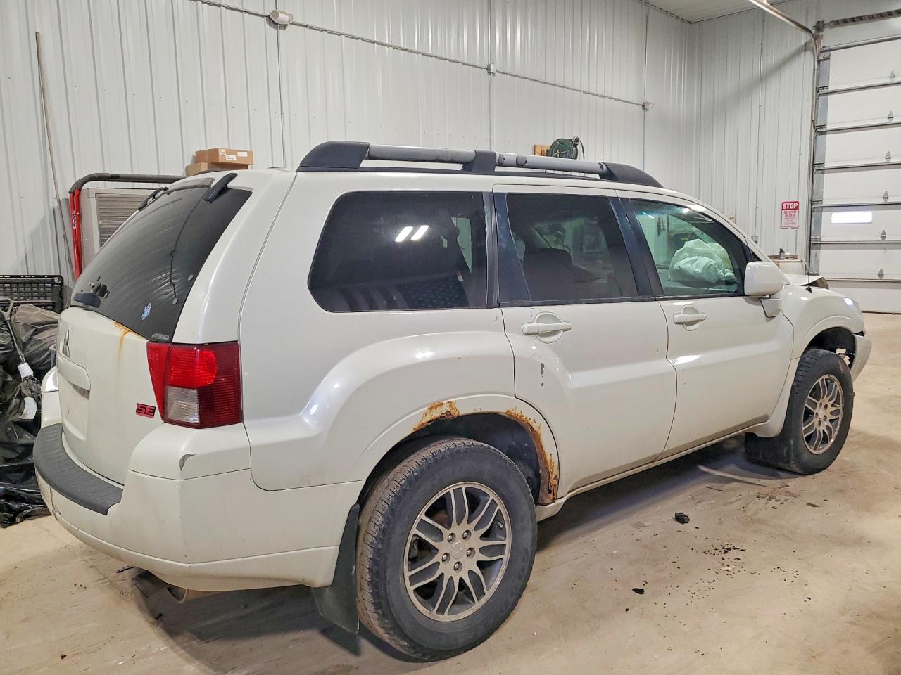 2007 Mitsubishi Endeavor Se White vin: 4A4MN31S77E062103
