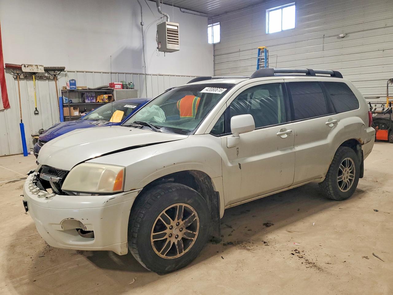 2007 Mitsubishi Endeavor Se White vin: 4A4MN31S77E062103