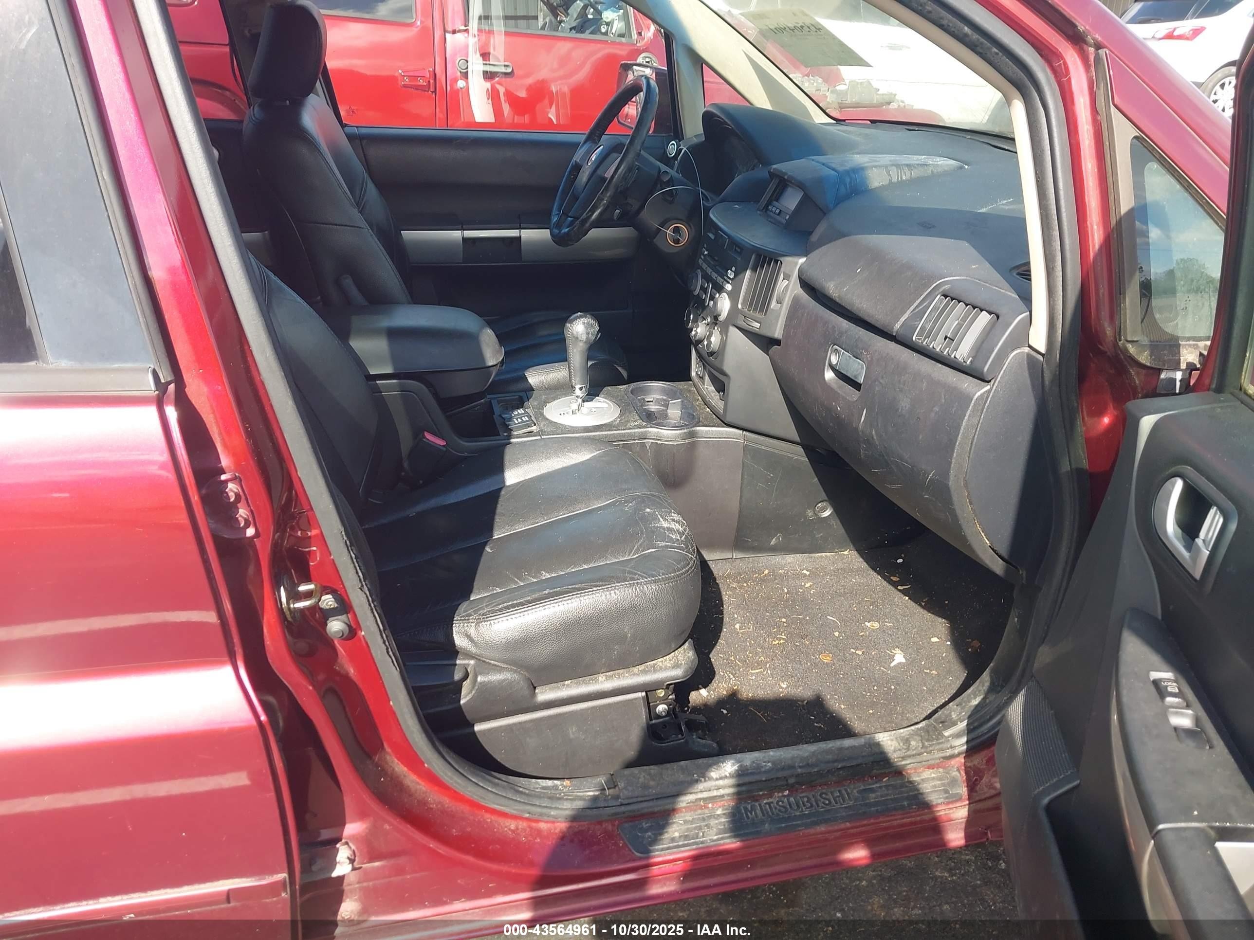 2006 Mitsubishi Endeavor Limited Red vin: 4A4MN41S96E077934