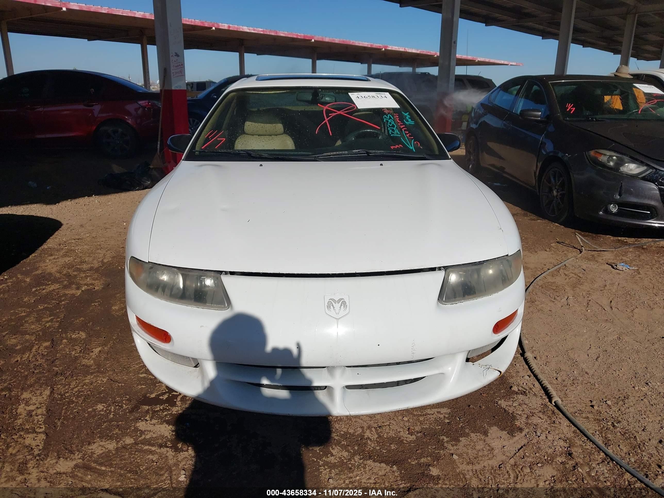 1999 Dodge Avenger Es White vin: 4B3AU52N4XE132383