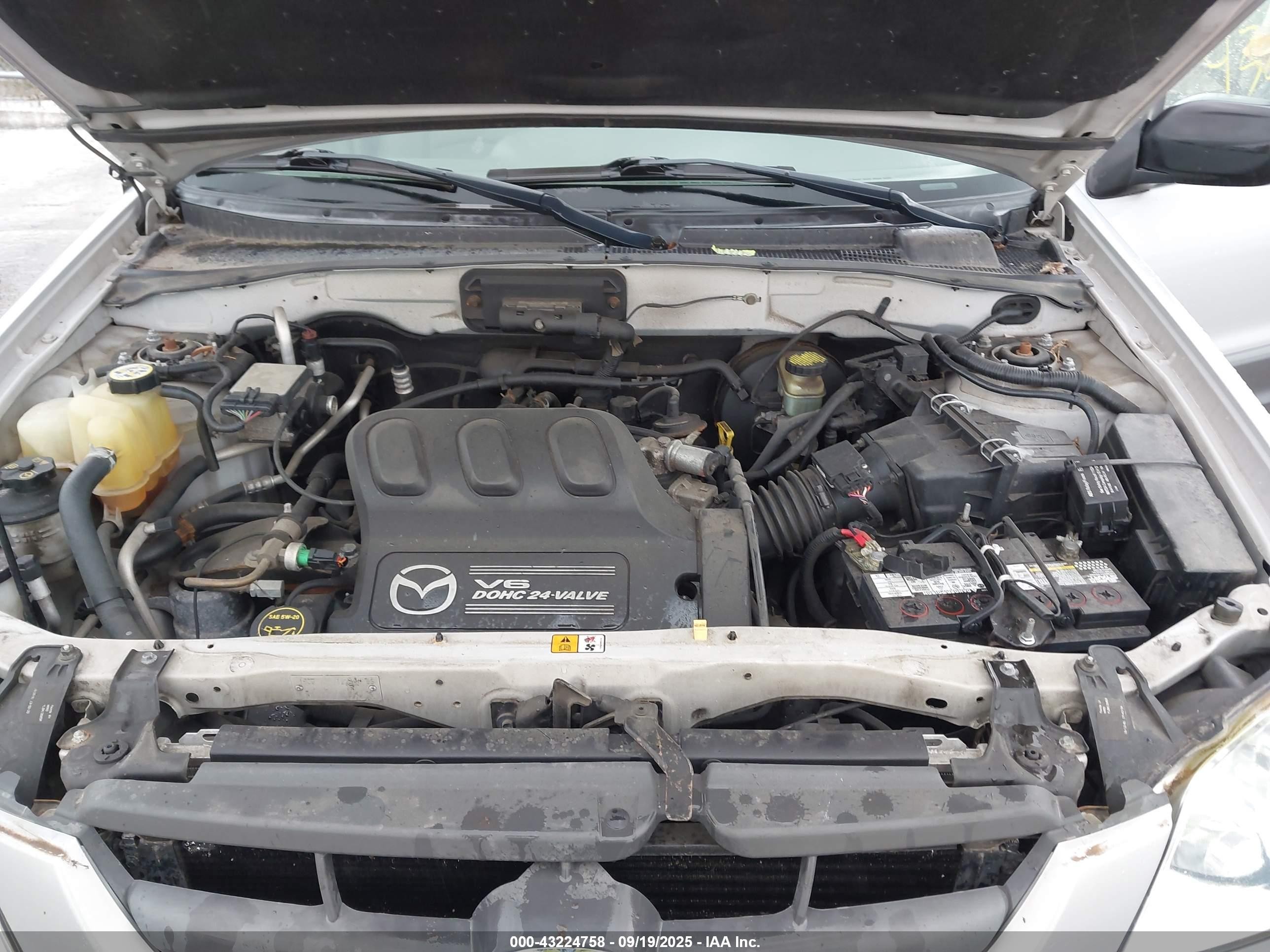 2002 Mazda Tribute Lx/es Silver vin: 4F2CU08122KM16234
