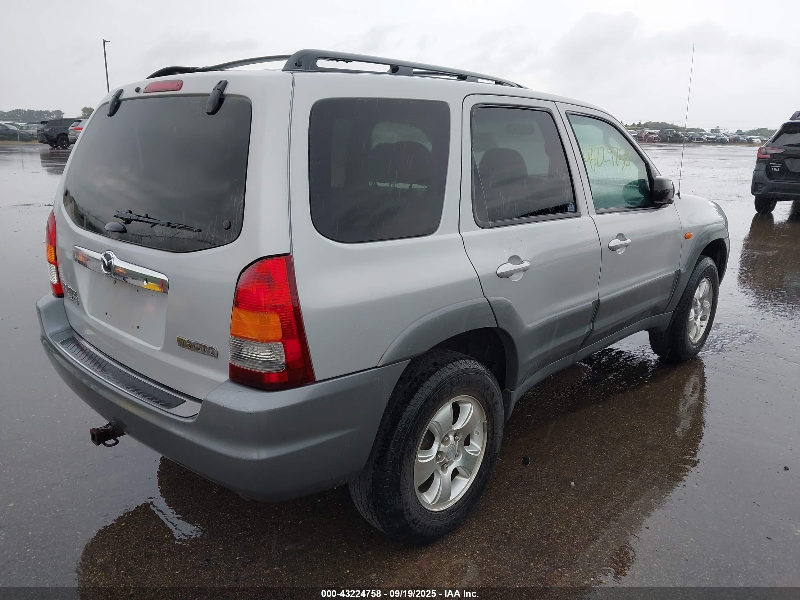 2002 Mazda Tribute Lx/es Silver vin: 4F2CU08122KM16234