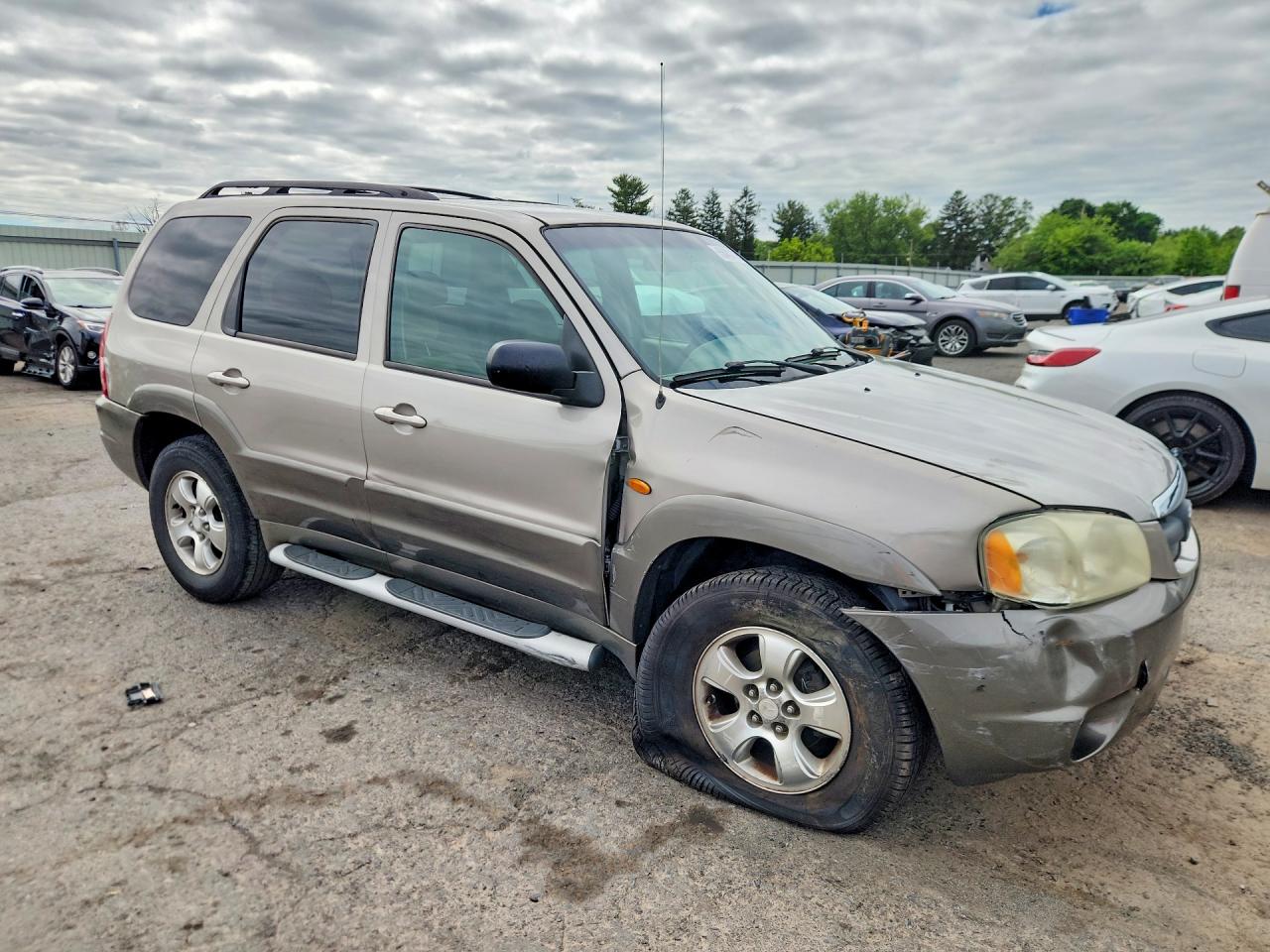 2002 Mazda Tribute Lx Gray vin: 4F2CU081X2KM55735