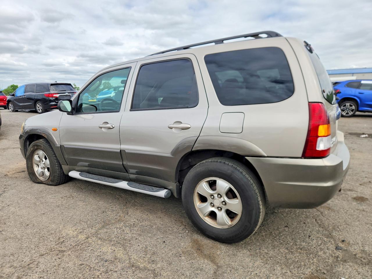 2002 Mazda Tribute Lx Gray vin: 4F2CU081X2KM55735