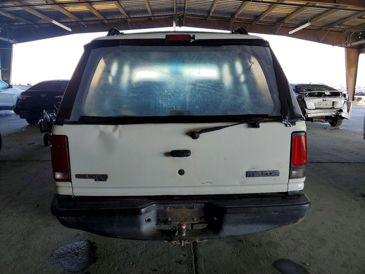 1991 Mazda Navajo Lx White vin: 4F2CU44X9MUM07474