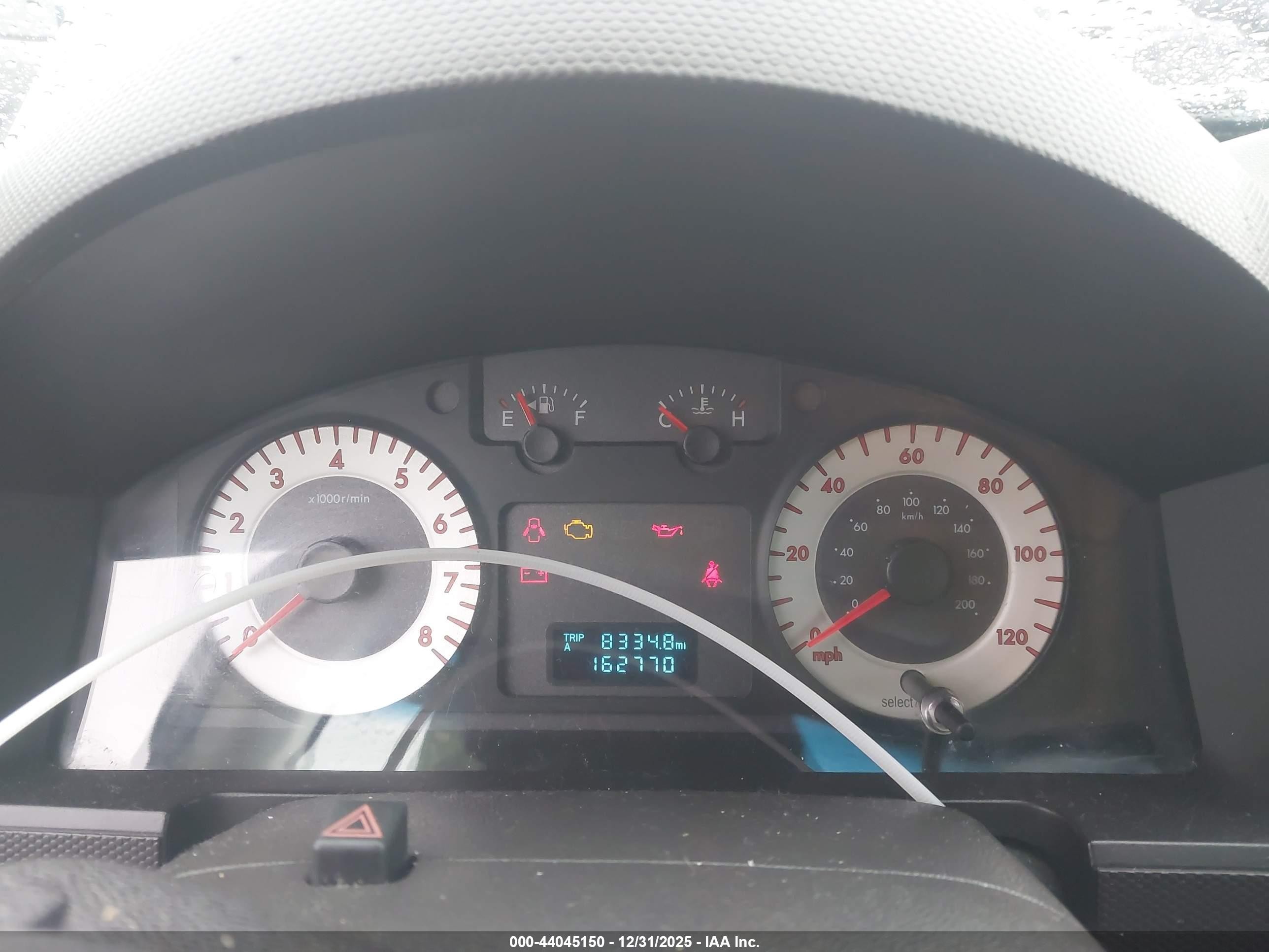 2011 Mazda Tribute I Sport Silver vin: 4F2CY0C70BKM02400