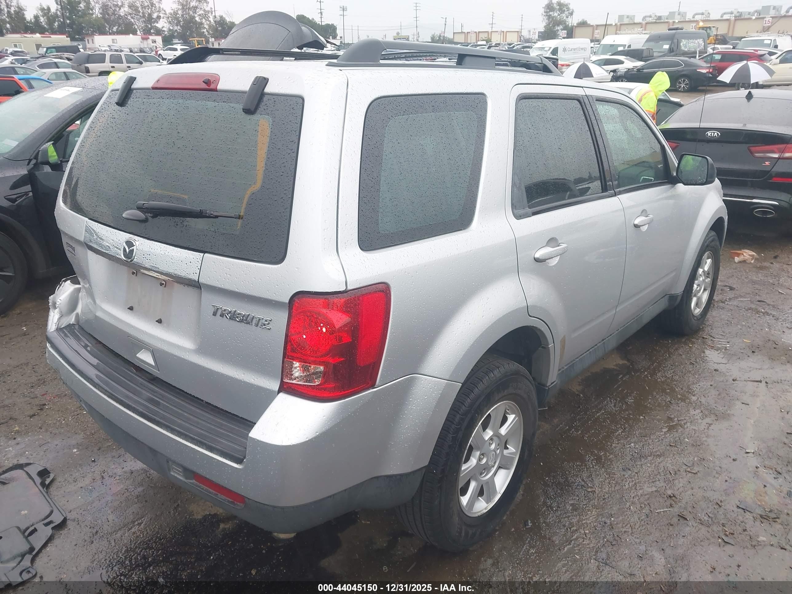 2011 Mazda Tribute I Sport Silver vin: 4F2CY0C70BKM02400