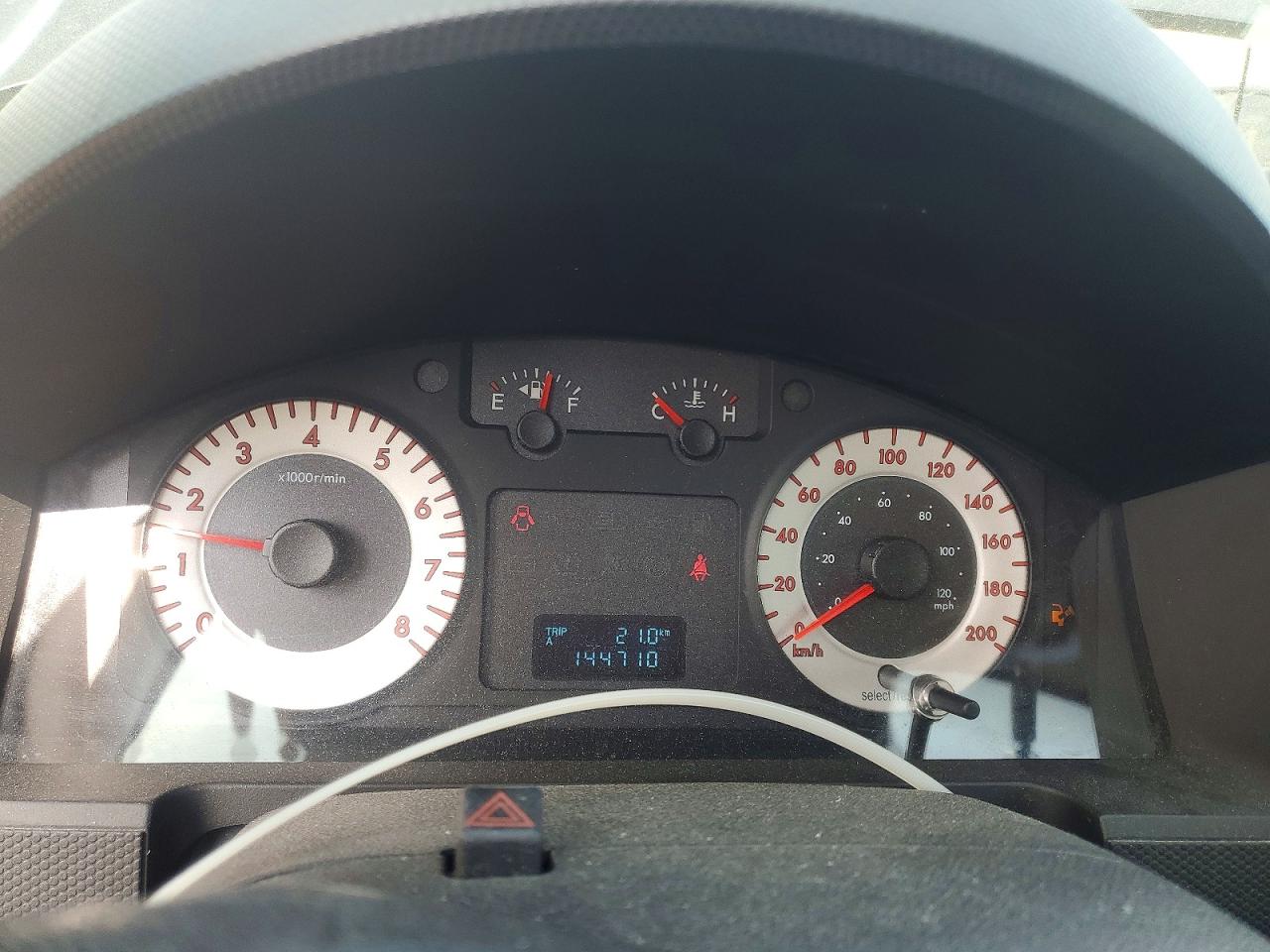 2011 Mazda Tribute I Черный vin: 4F2CY0C71BKM00946