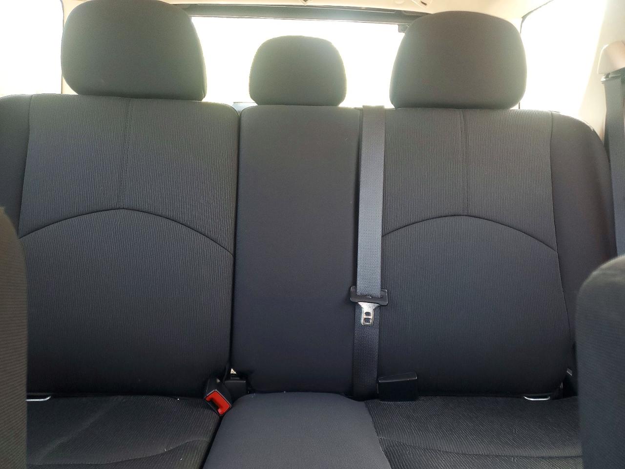 2011 Mazda Tribute I Черный vin: 4F2CY0C71BKM00946