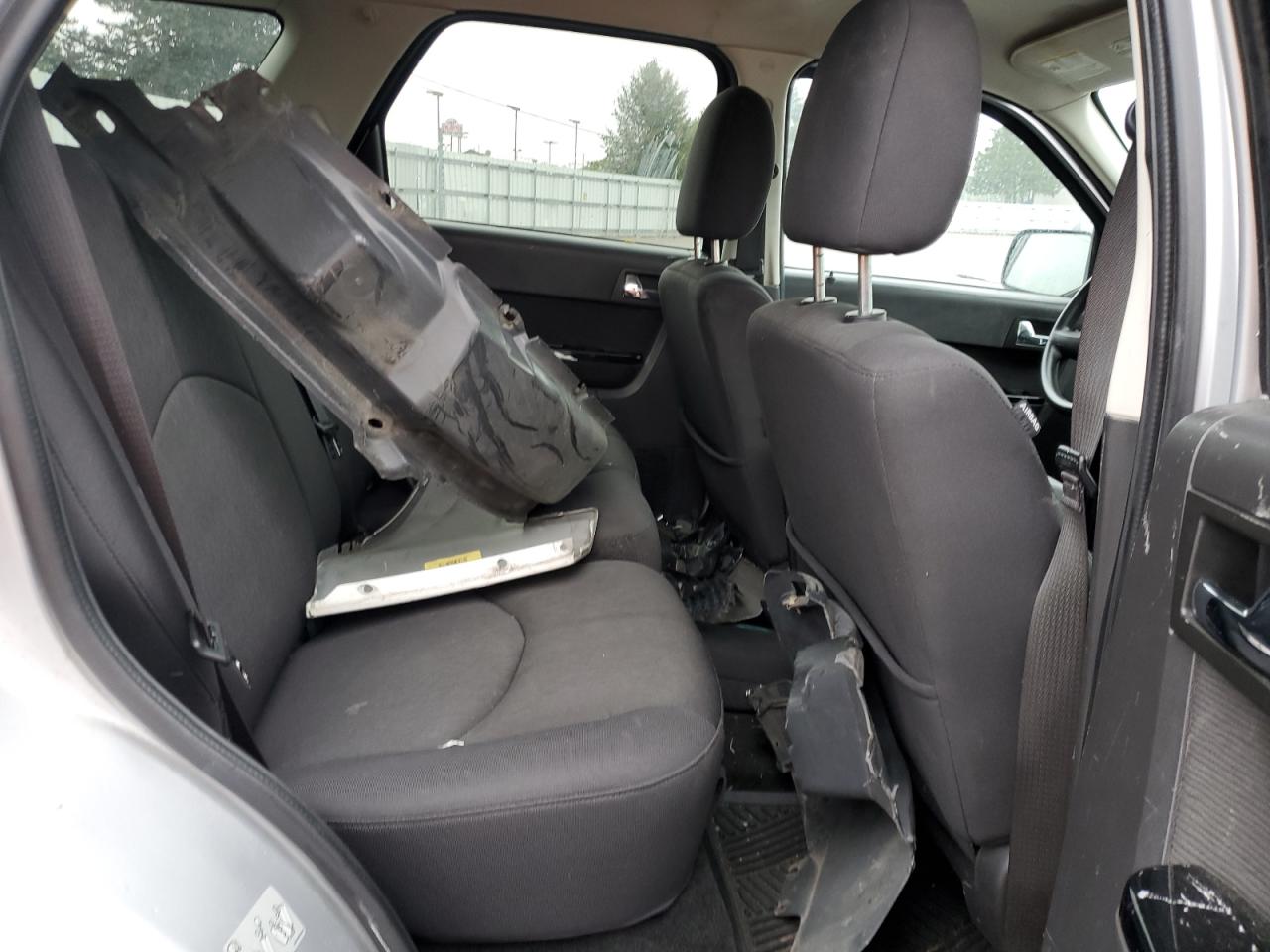 2011 Mazda Tribute I Silver vin: 4F2CY0C73BKM05937