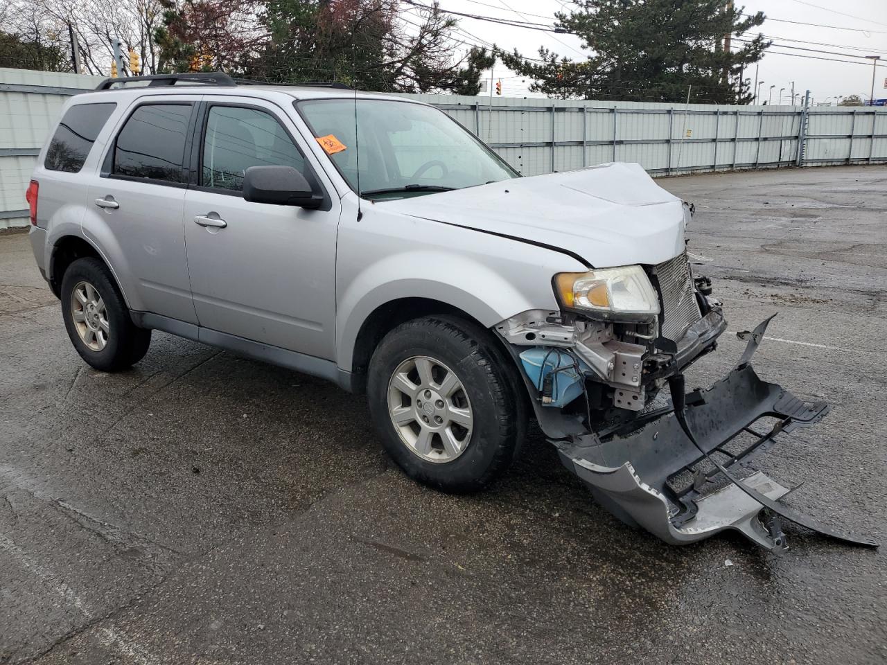 2011 Mazda Tribute I Silver vin: 4F2CY0C73BKM05937