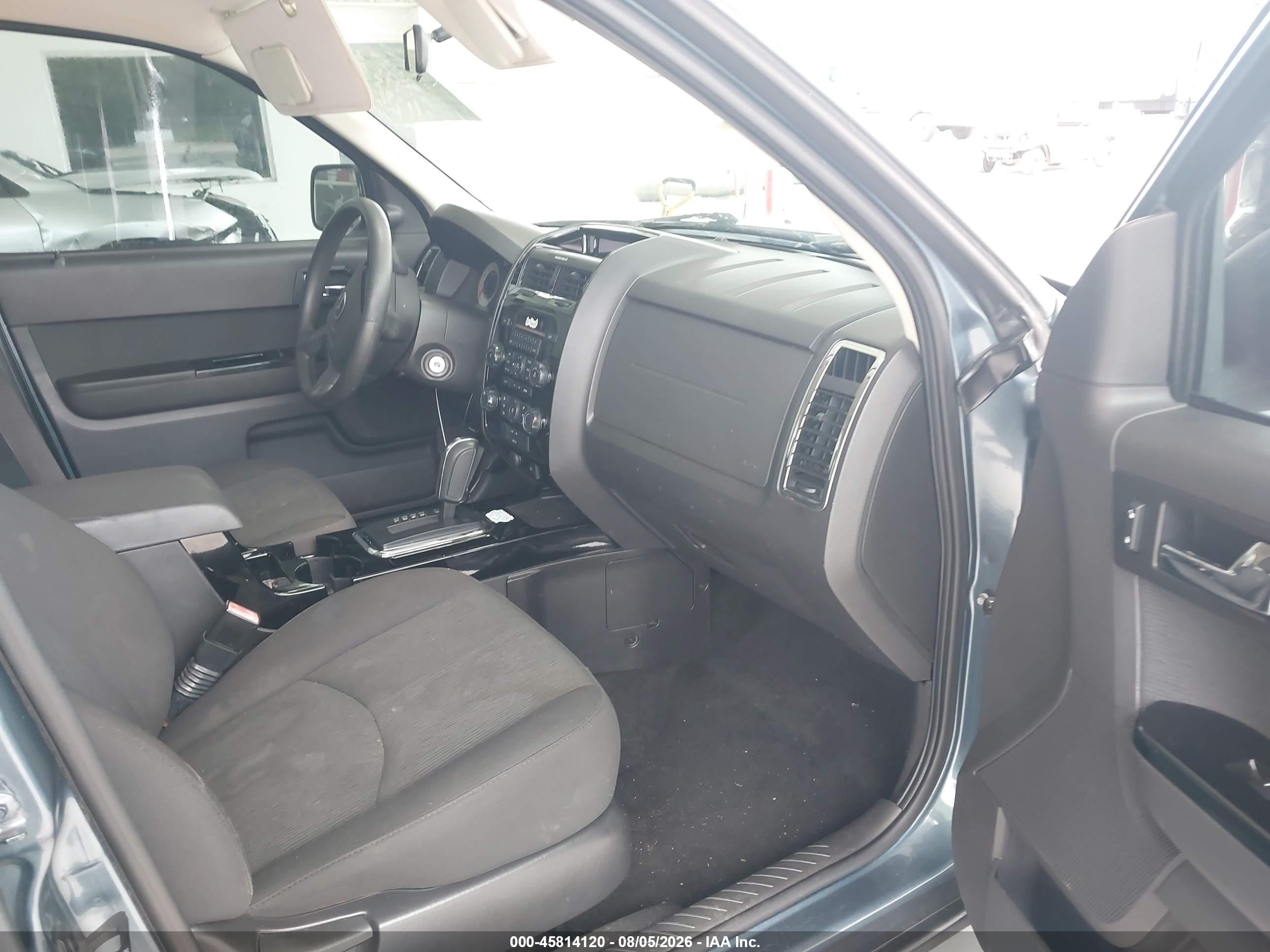 2011 Mazda Tribute I Sport Синий vin: 4F2CY0C74BKM00651