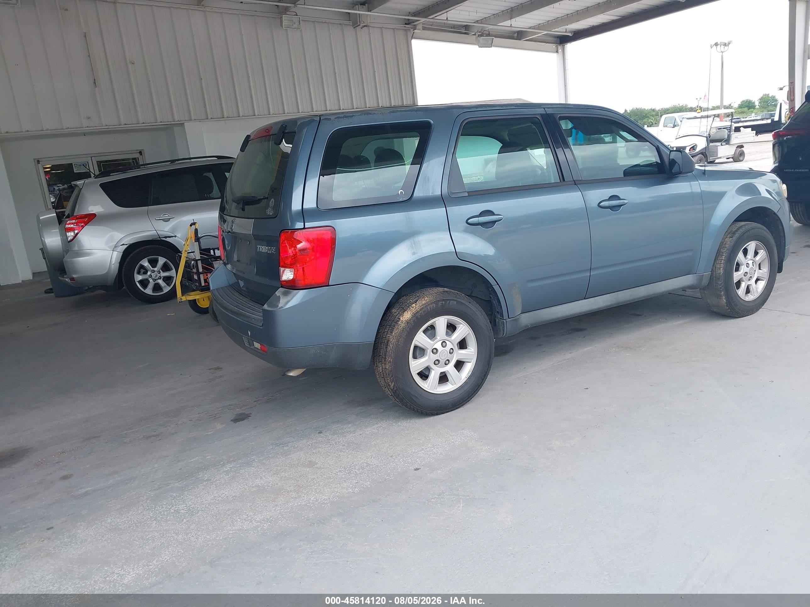 2011 Mazda Tribute I Sport Синий vin: 4F2CY0C74BKM00651