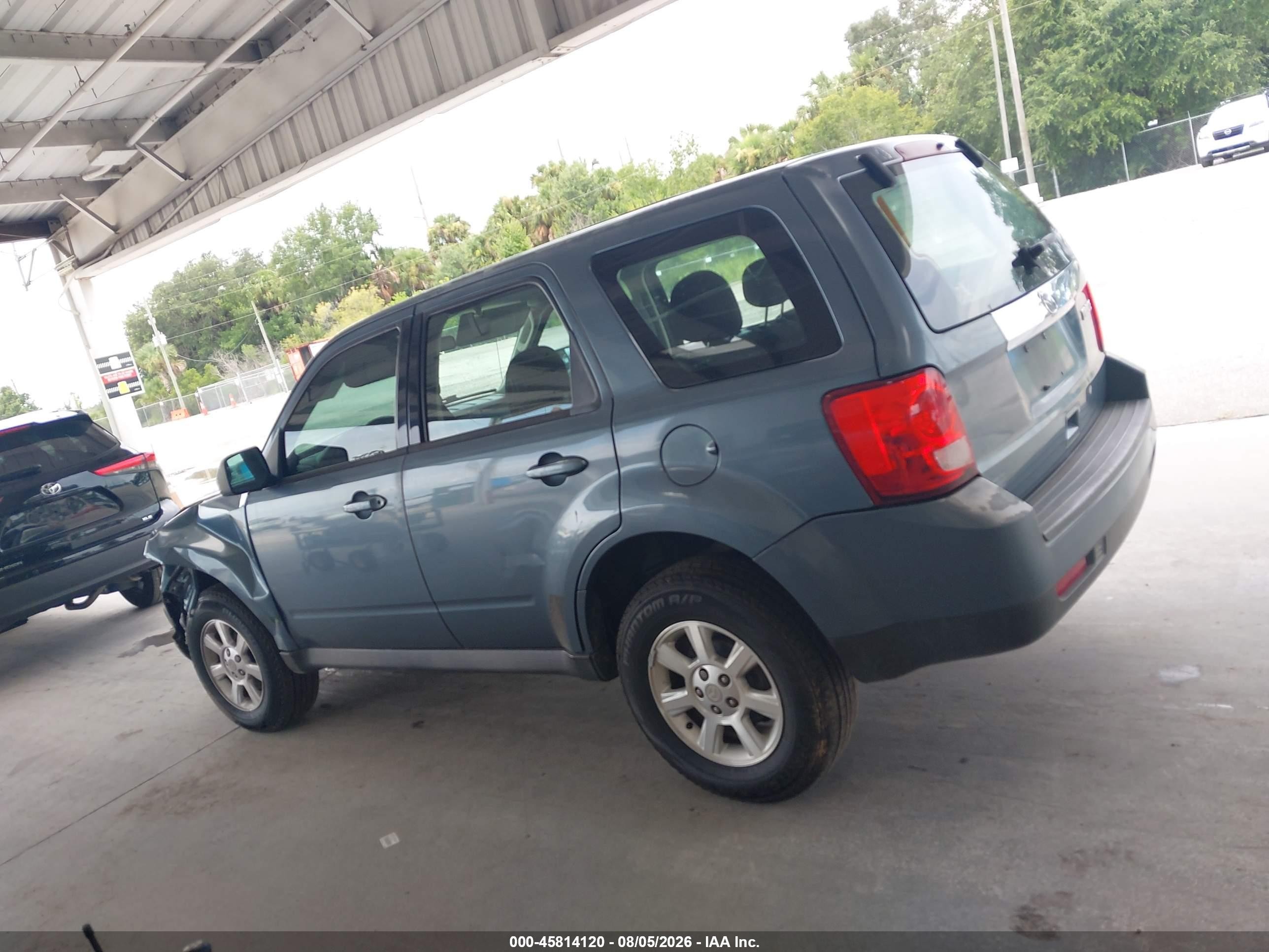 2011 Mazda Tribute I Sport Синий vin: 4F2CY0C74BKM00651