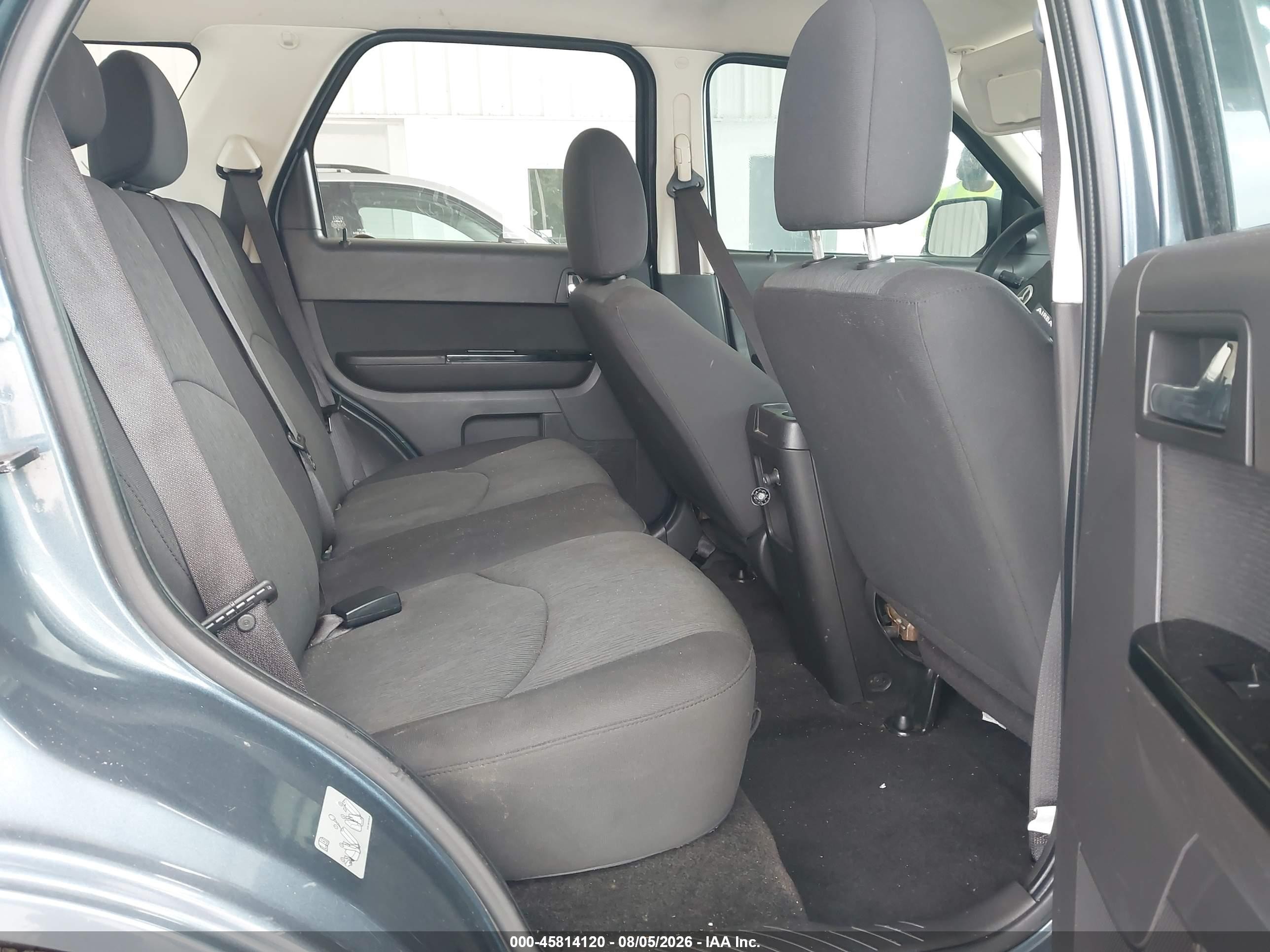 2011 Mazda Tribute I Sport Синий vin: 4F2CY0C74BKM00651
