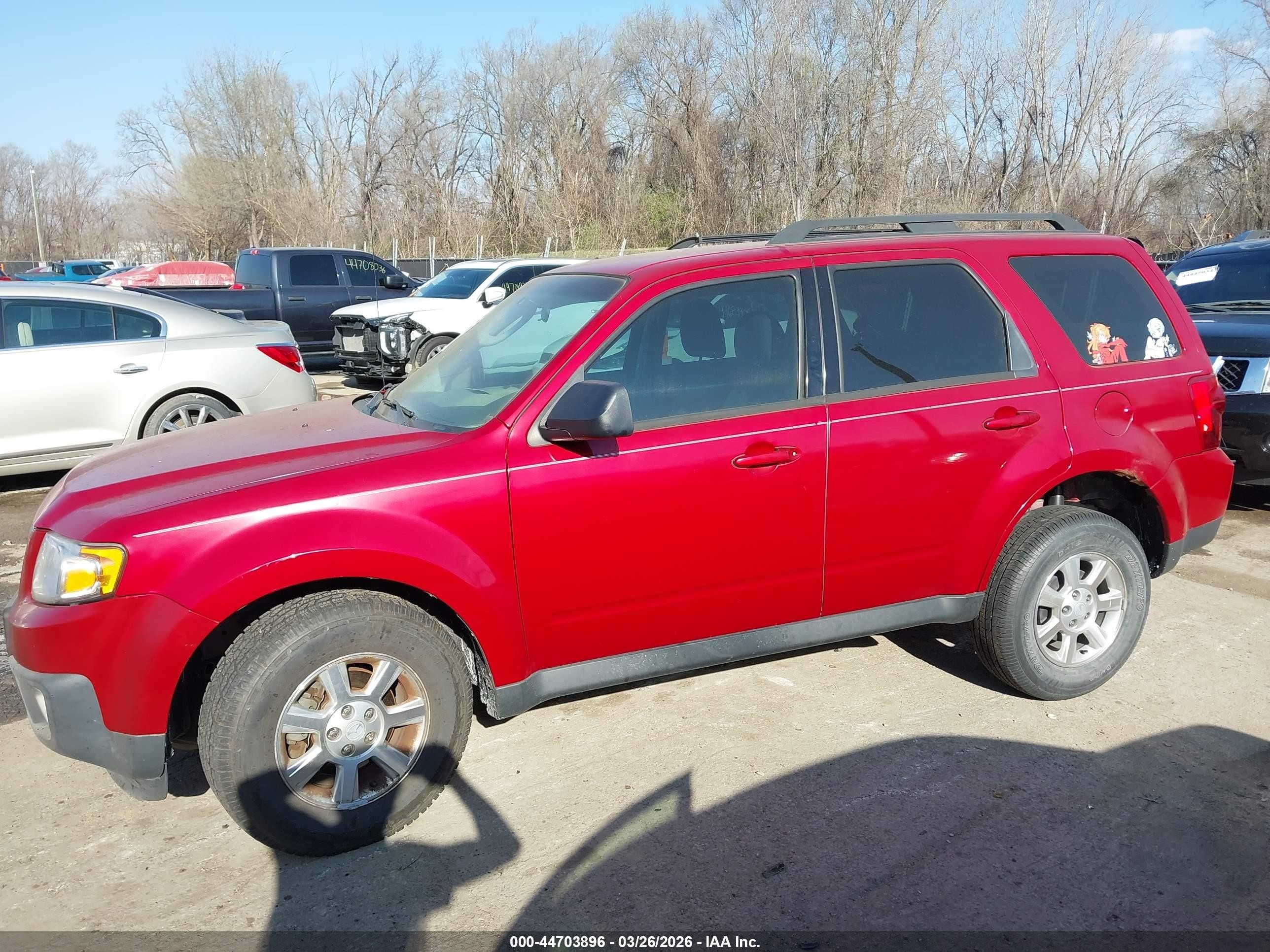2011 Mazda Tribute I Sport Red vin: 4F2CY0C75BKM03302
