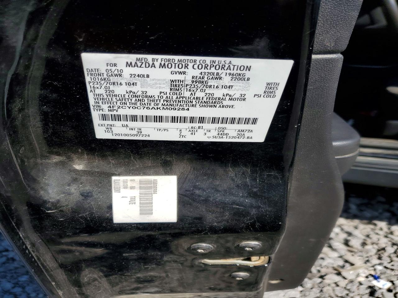 2010 Mazda Tribute I Черный vin: 4F2CY0C76AKM09284