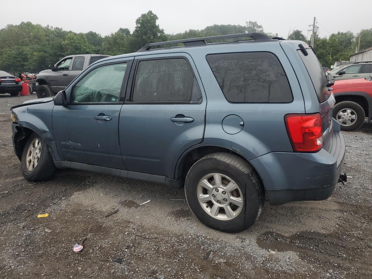 2011 Mazda Tribute I Синий vin: 4F2CY0C76BKM02885