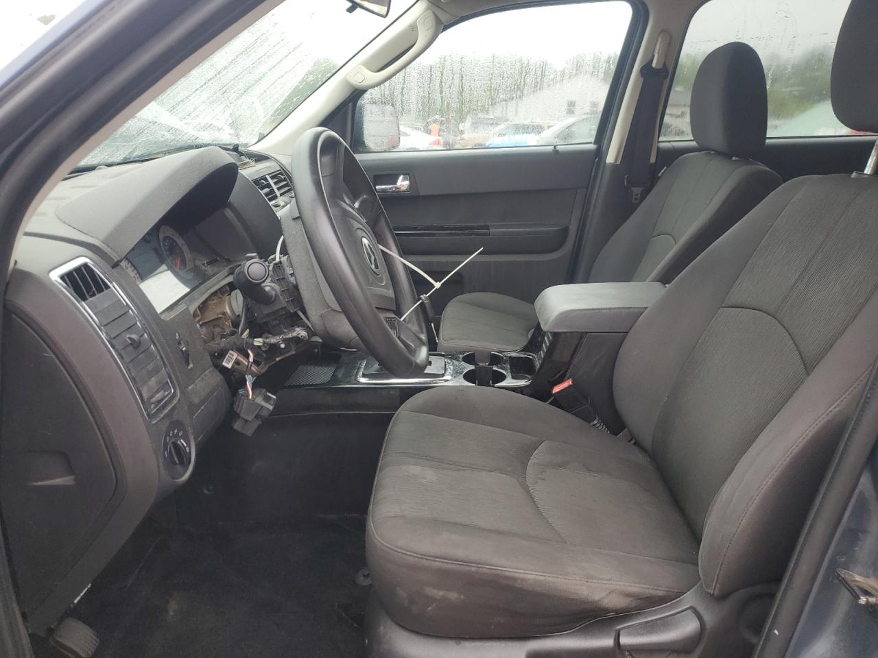 2011 Mazda Tribute I Синий vin: 4F2CY0C76BKM02885