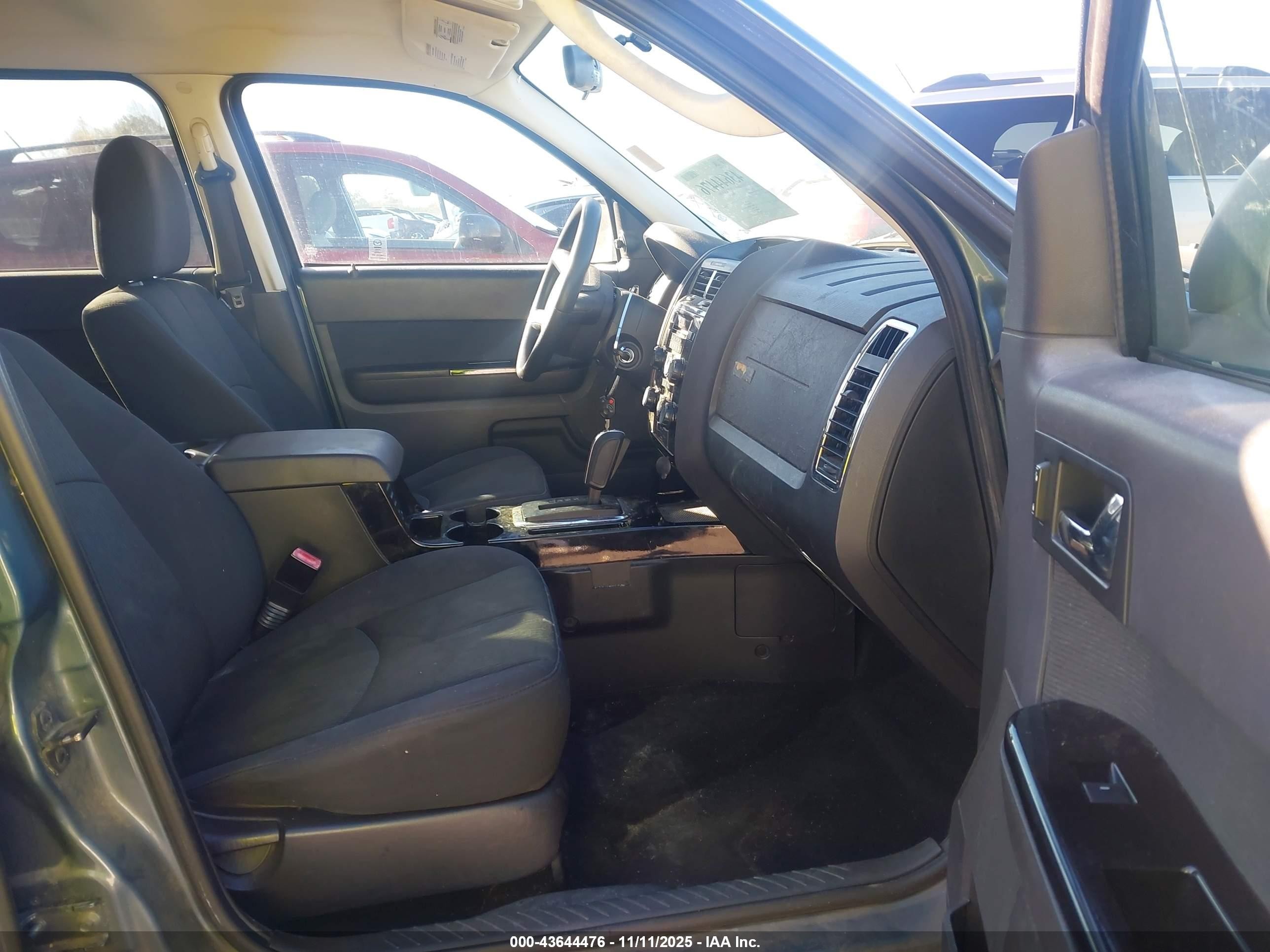 2011 Mazda Tribute I Sport Blue vin: 4F2CY0C76BKM02904