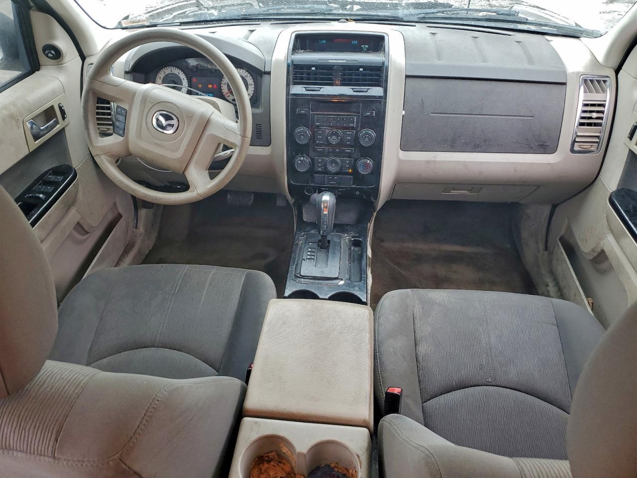 2011 Mazda Tribute I White vin: 4F2CY0C76BKM04927