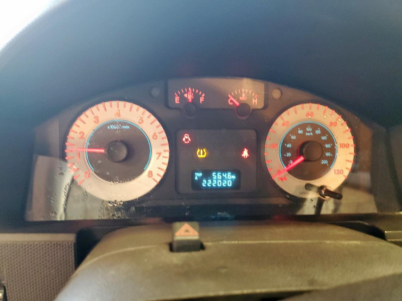 2011 Mazda Tribute I Черный vin: 4F2CY0C76BKM07102
