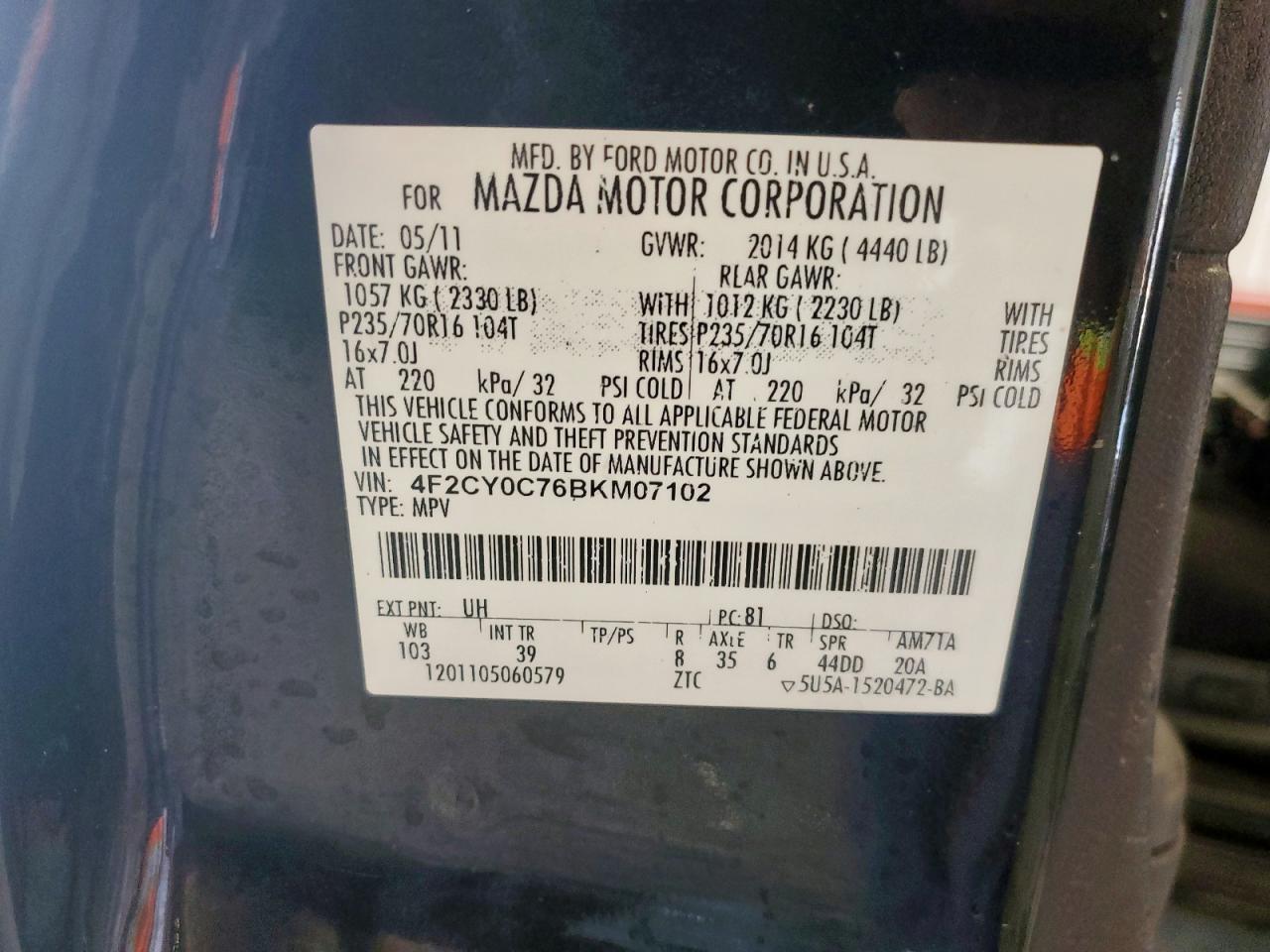 2011 Mazda Tribute I Черный vin: 4F2CY0C76BKM07102