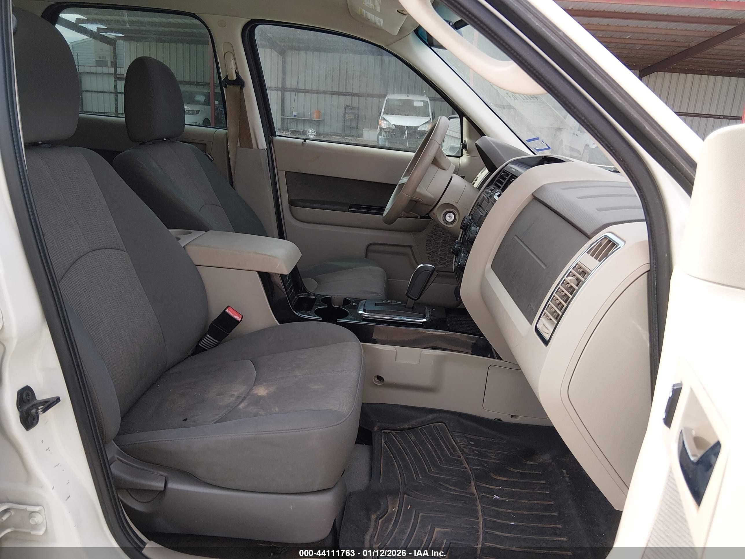 2011 Mazda Tribute I Sport White vin: 4F2CY0C77BKM04936