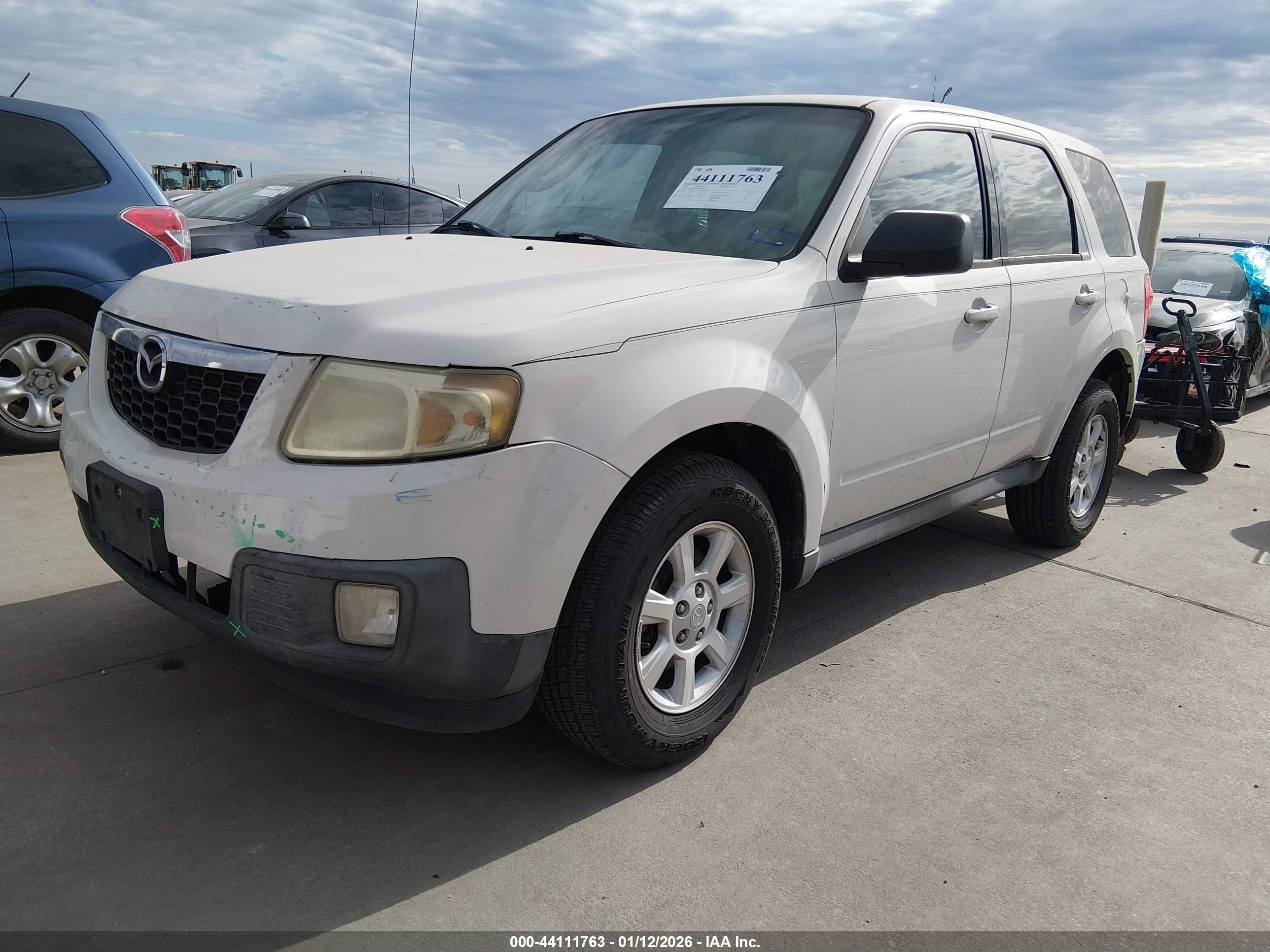 2011 Mazda Tribute I Sport White vin: 4F2CY0C77BKM04936