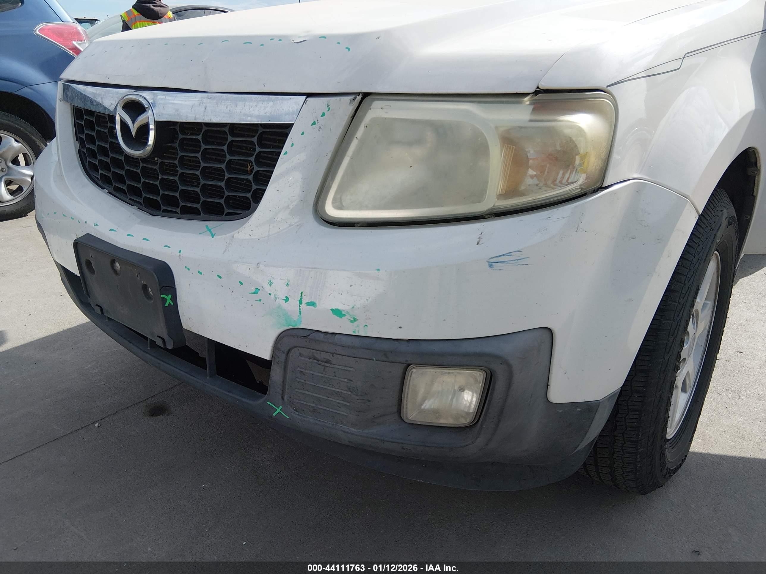 2011 Mazda Tribute I Sport White vin: 4F2CY0C77BKM04936